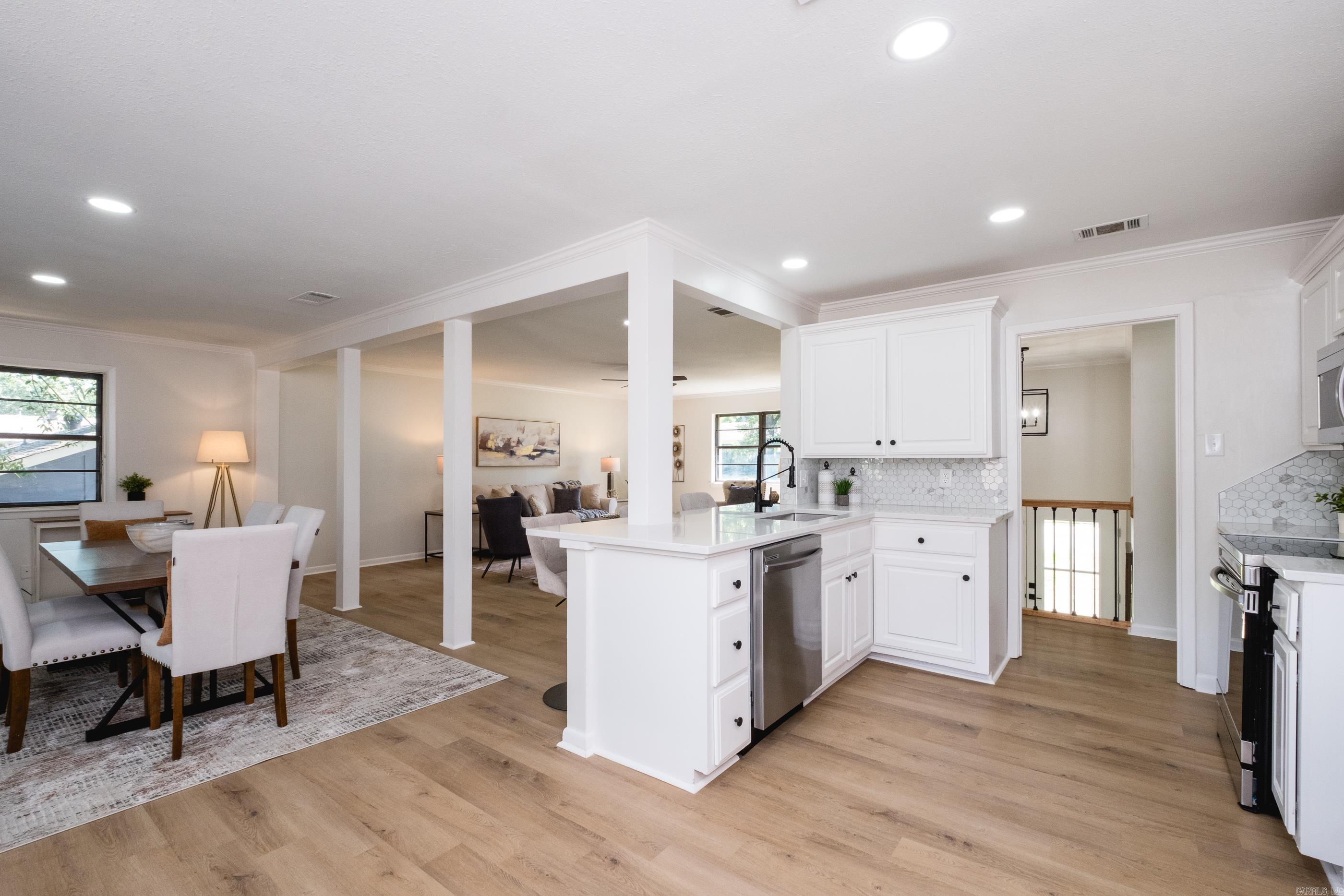 COLONY WEST - Residential