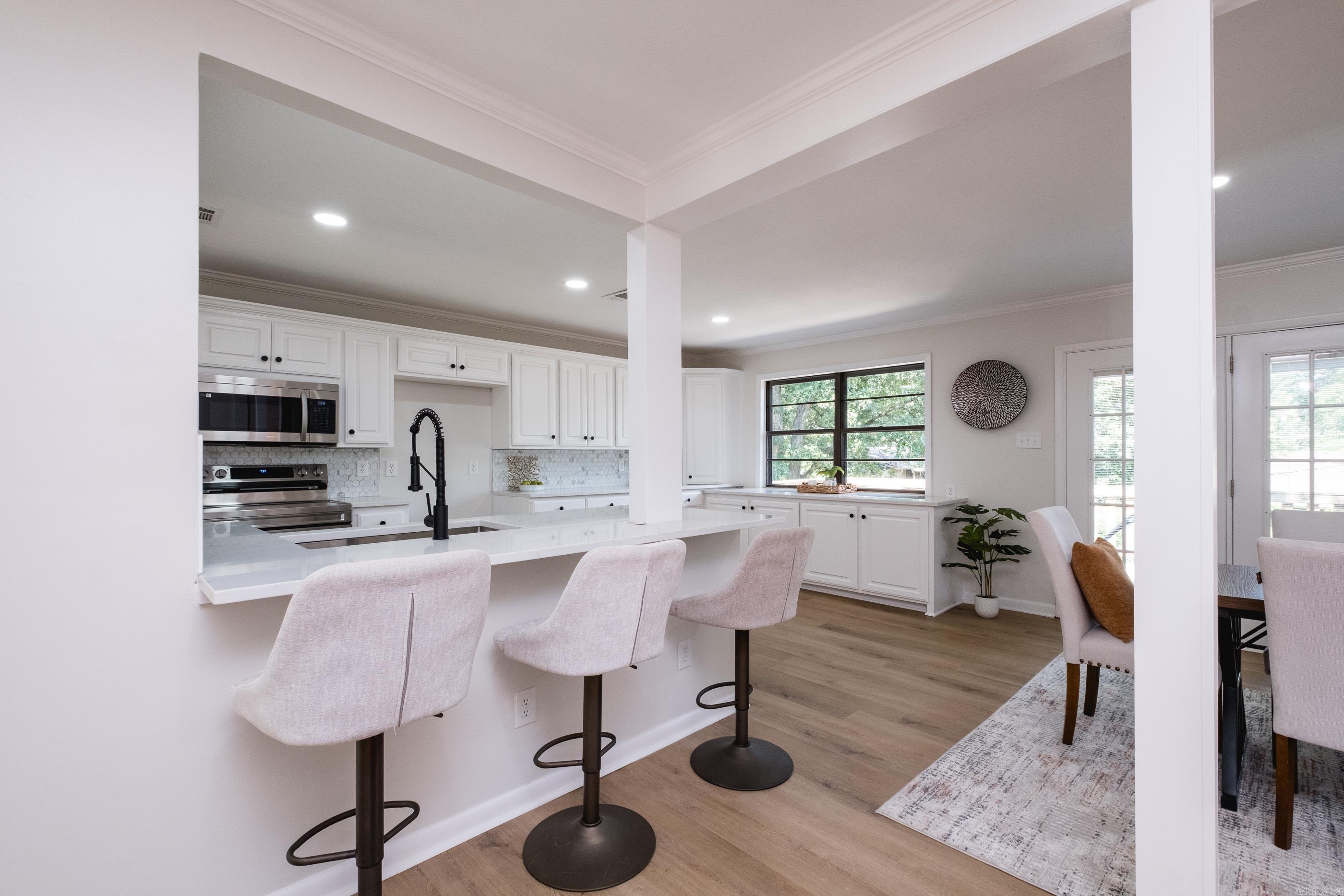 COLONY WEST - Residential