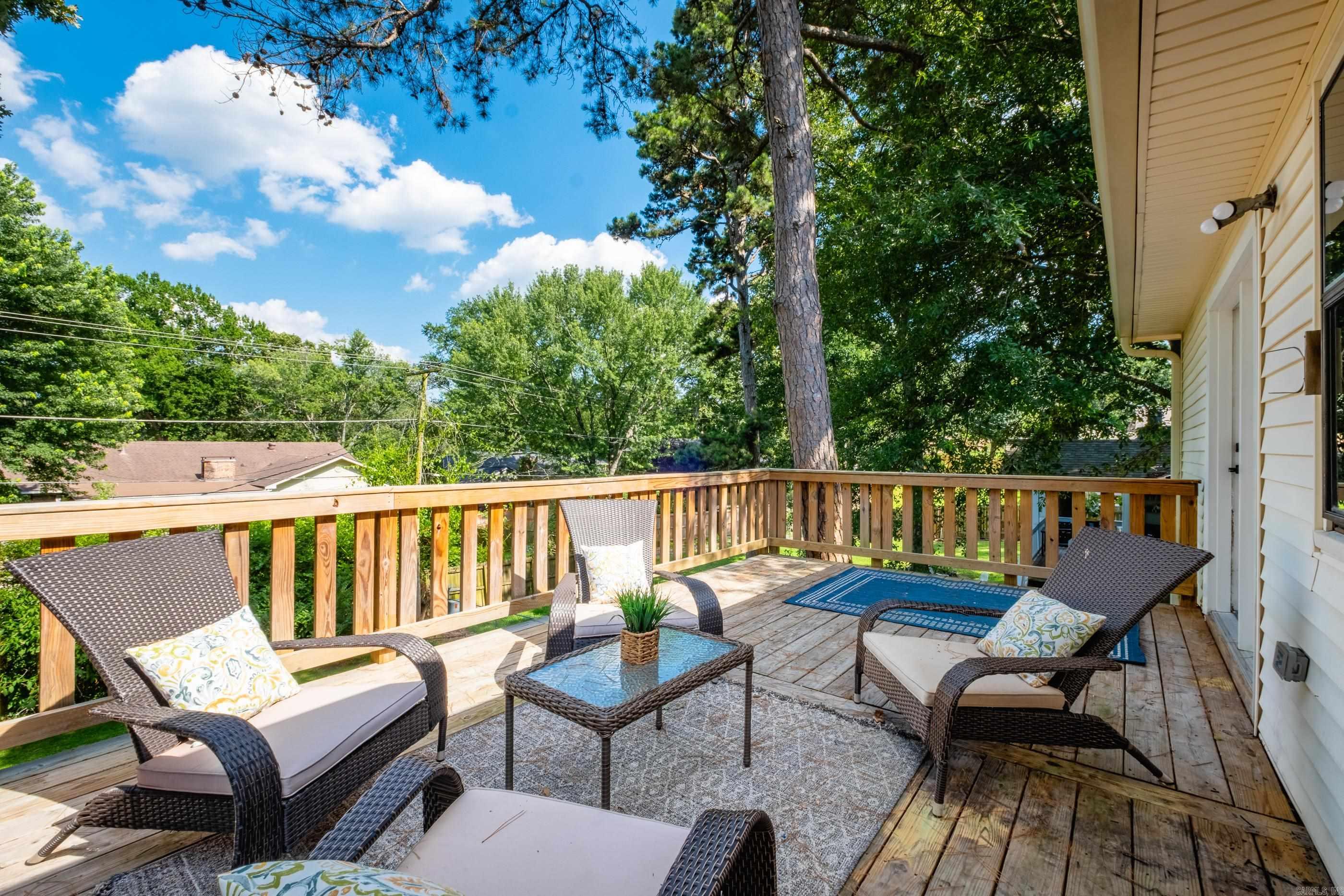 COLONY WEST - Residential