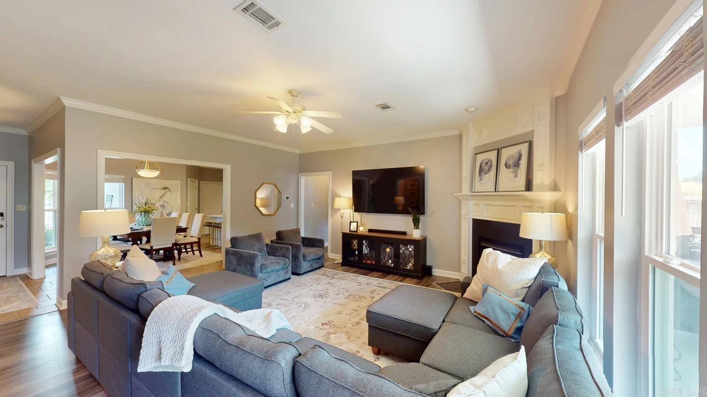 CLUB CREEK - Residential