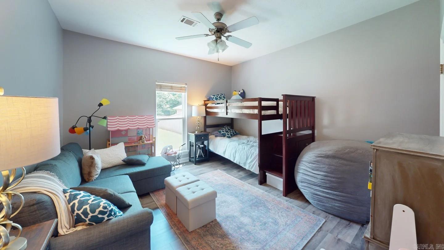 CLUB CREEK - Residential