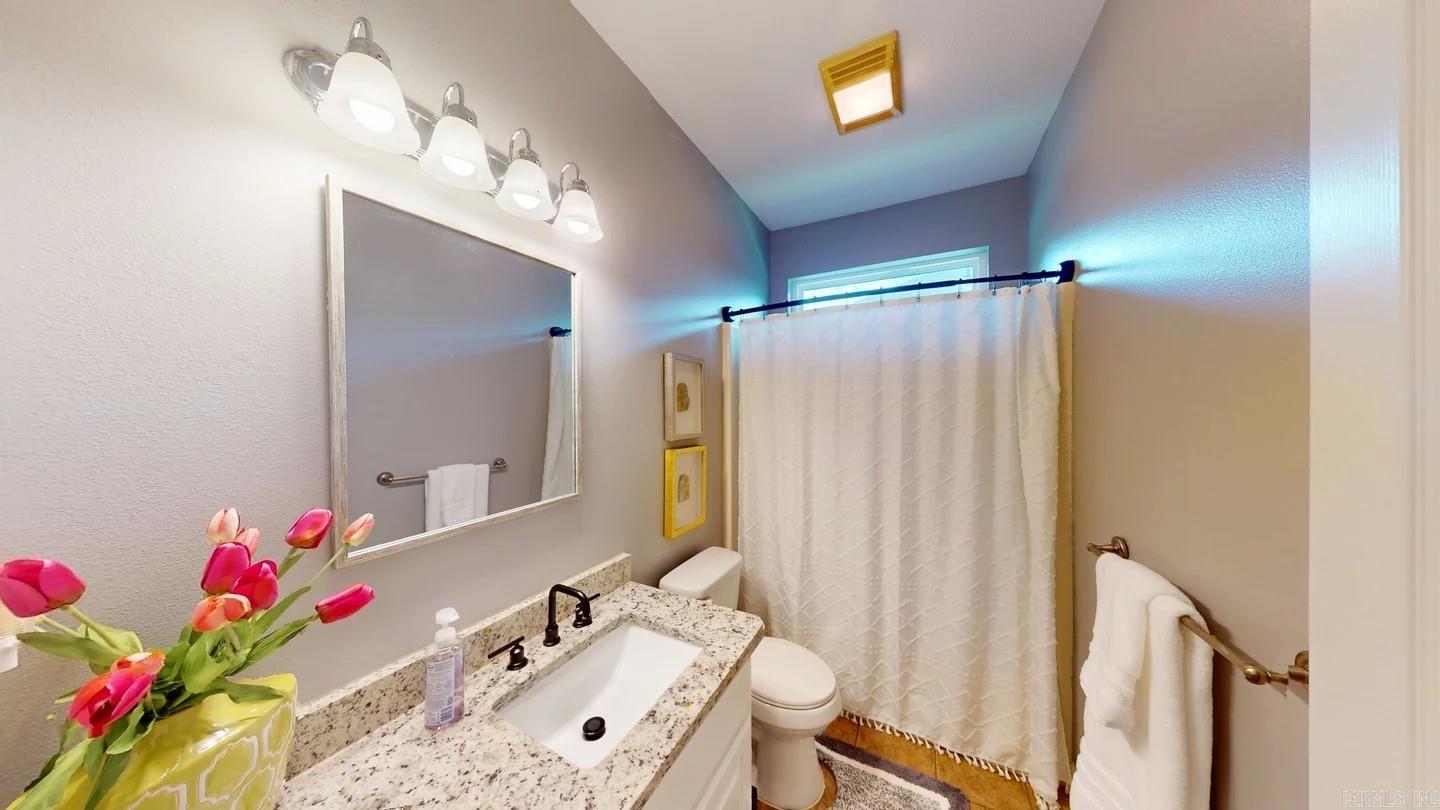 CLUB CREEK - Residential
