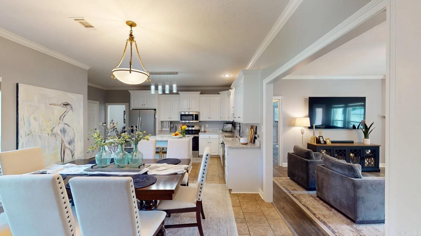 CLUB CREEK - Residential