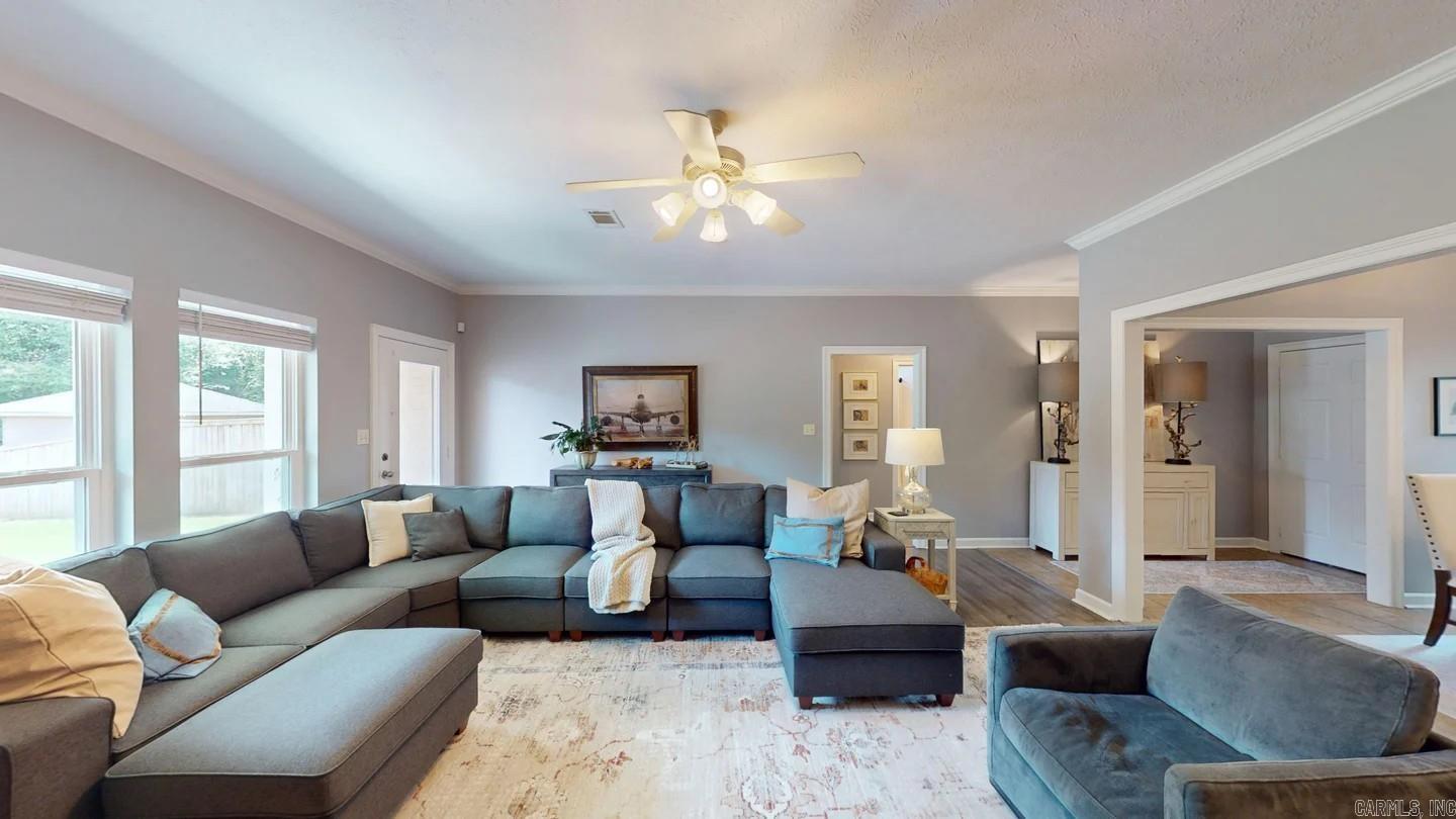 CLUB CREEK - Residential