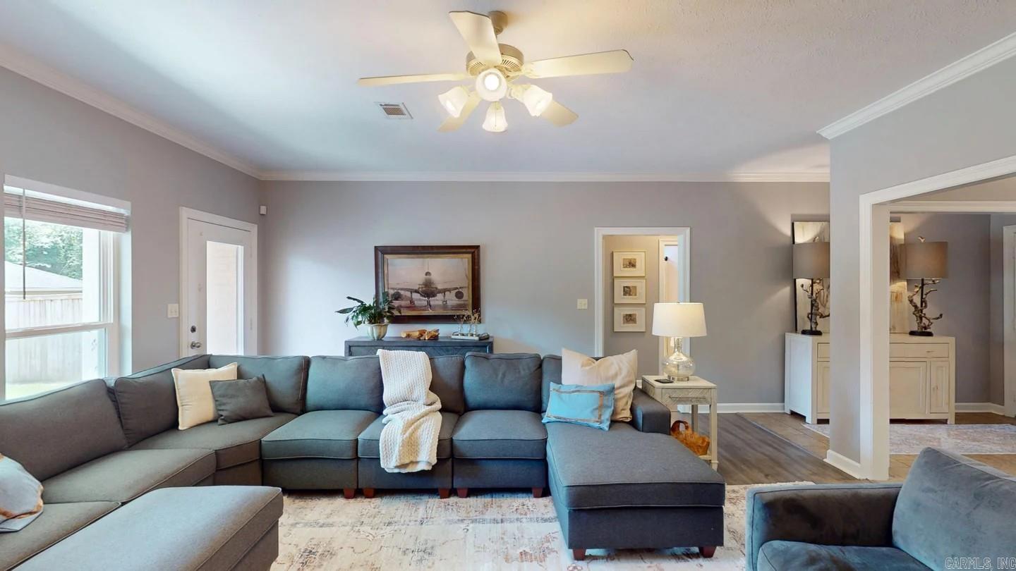 CLUB CREEK - Residential