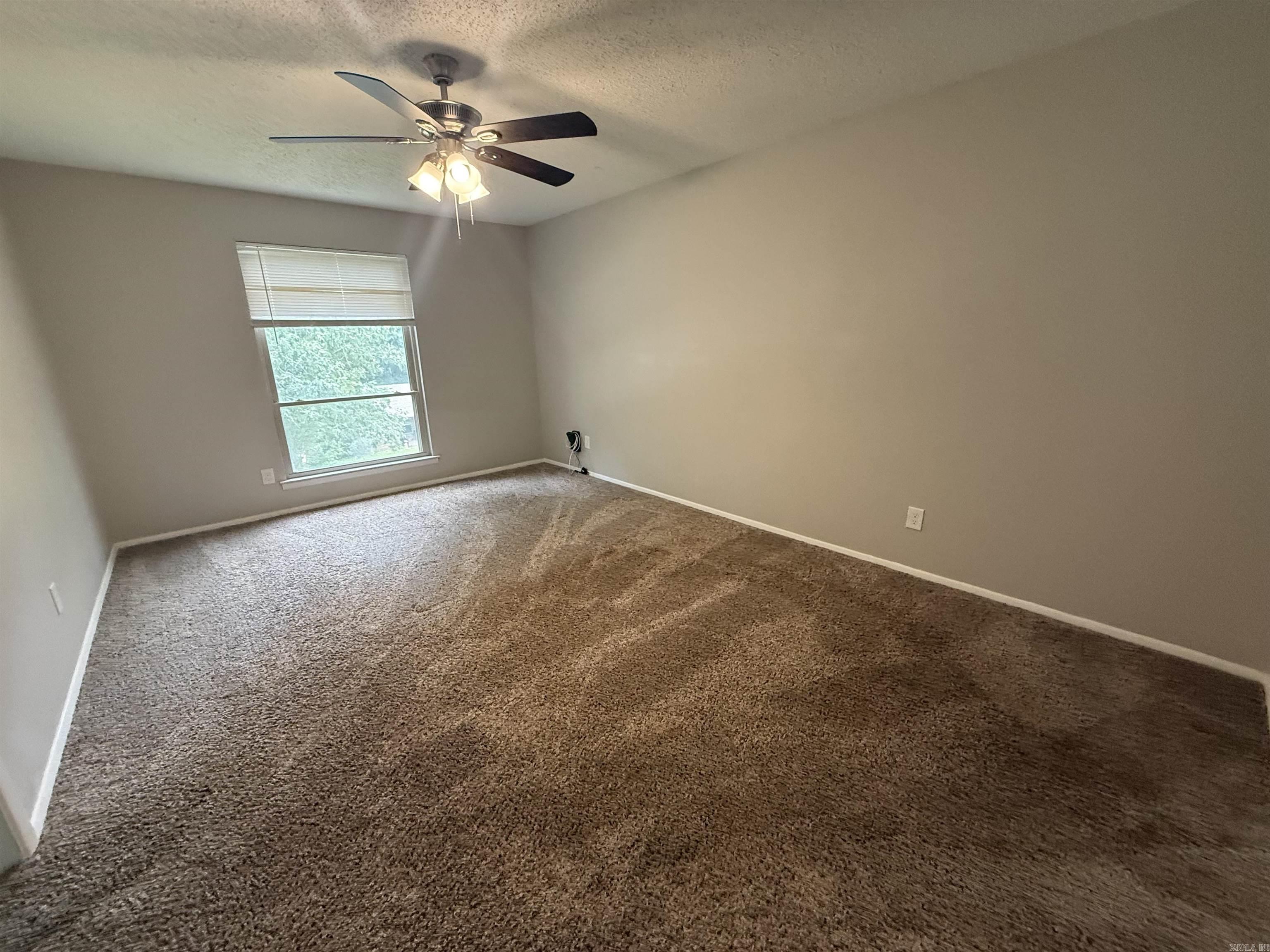 TARA MOUNT - Residential