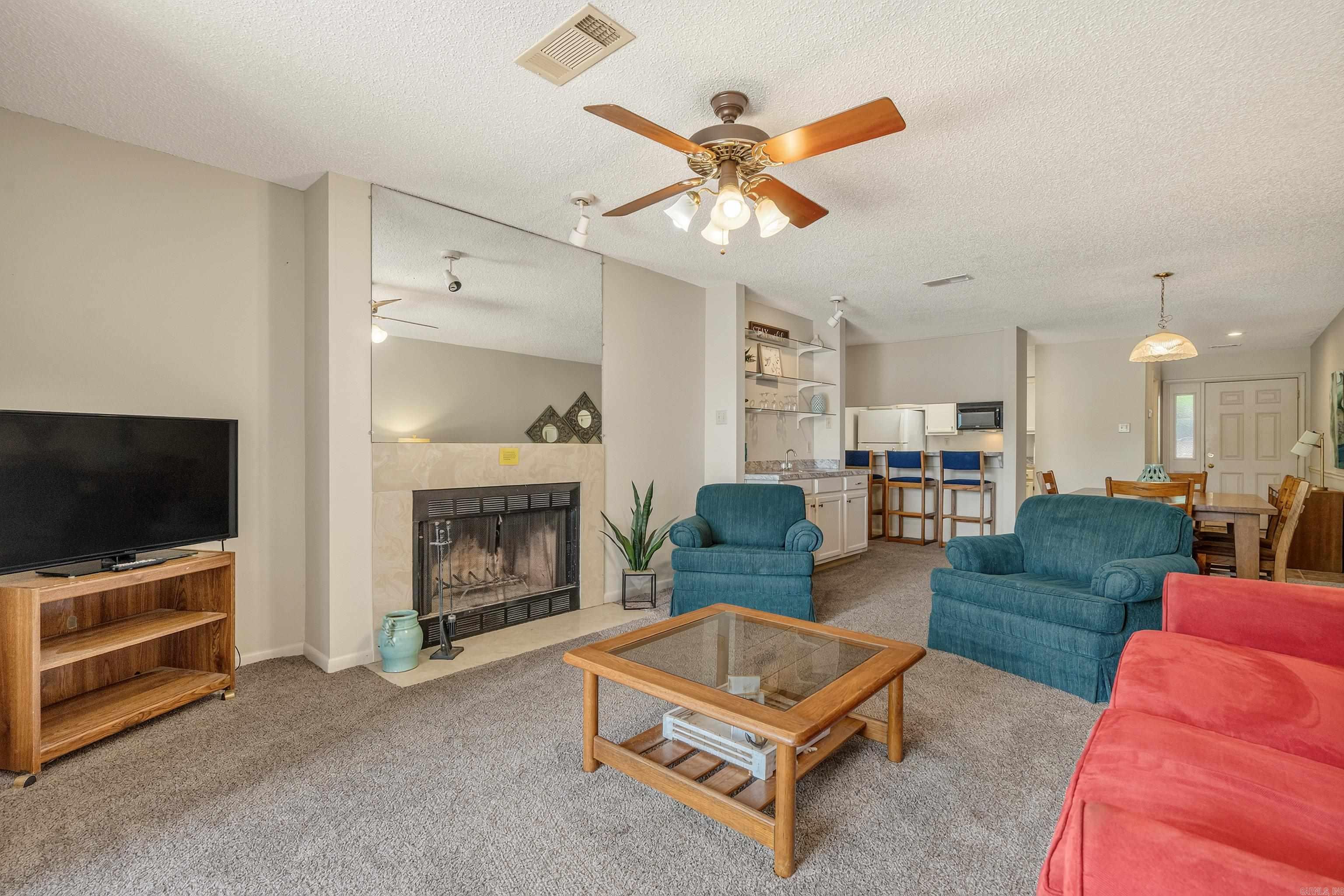 EMERALD ISLE HPR - Residential