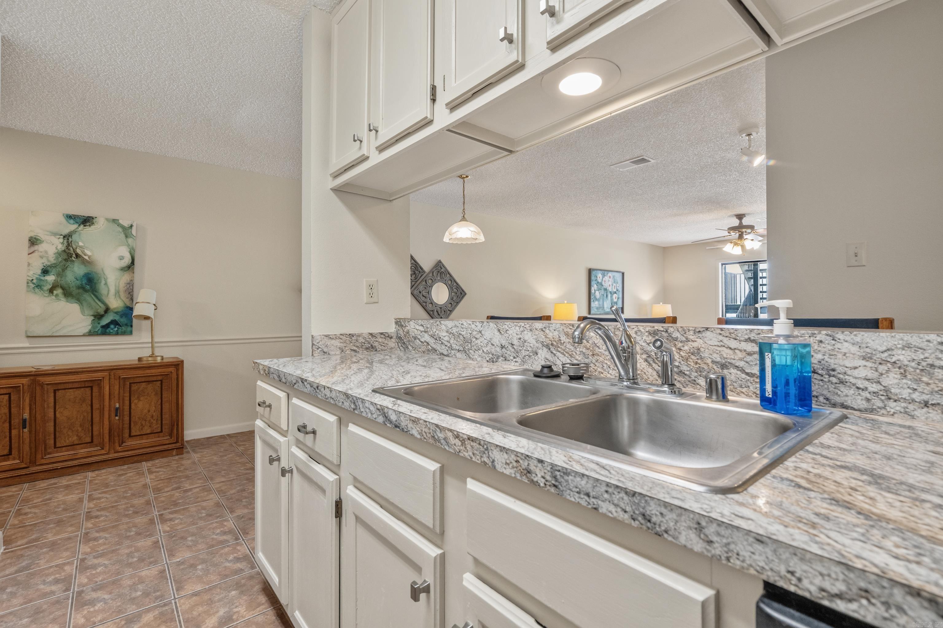 EMERALD ISLE HPR - Residential