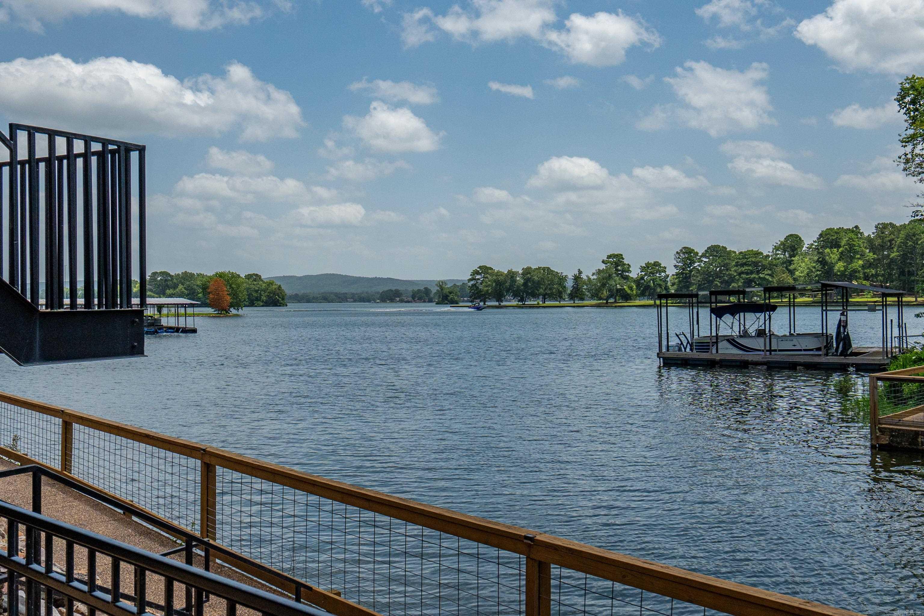 EMERALD ISLE HPR - Residential