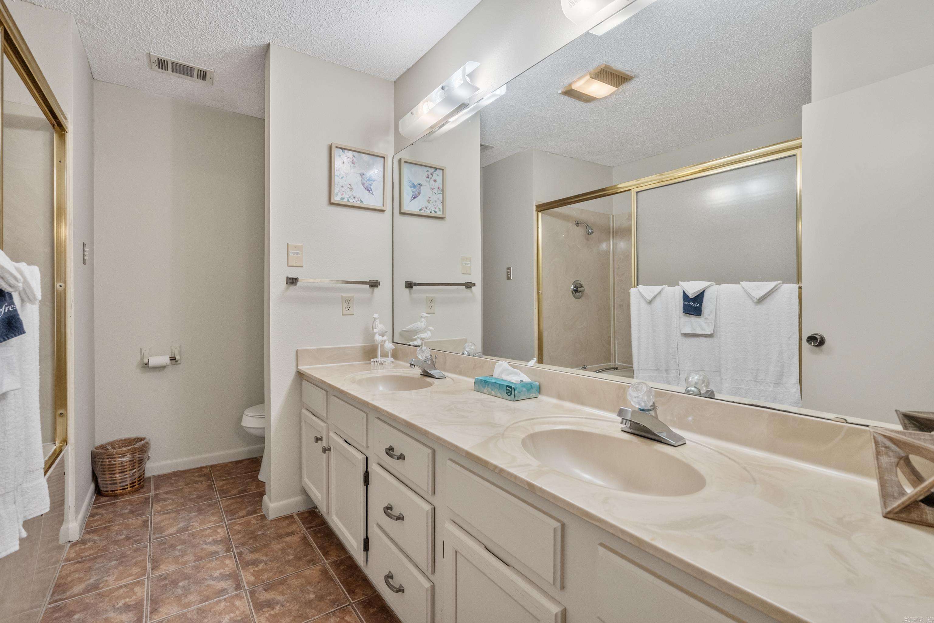EMERALD ISLE HPR - Residential
