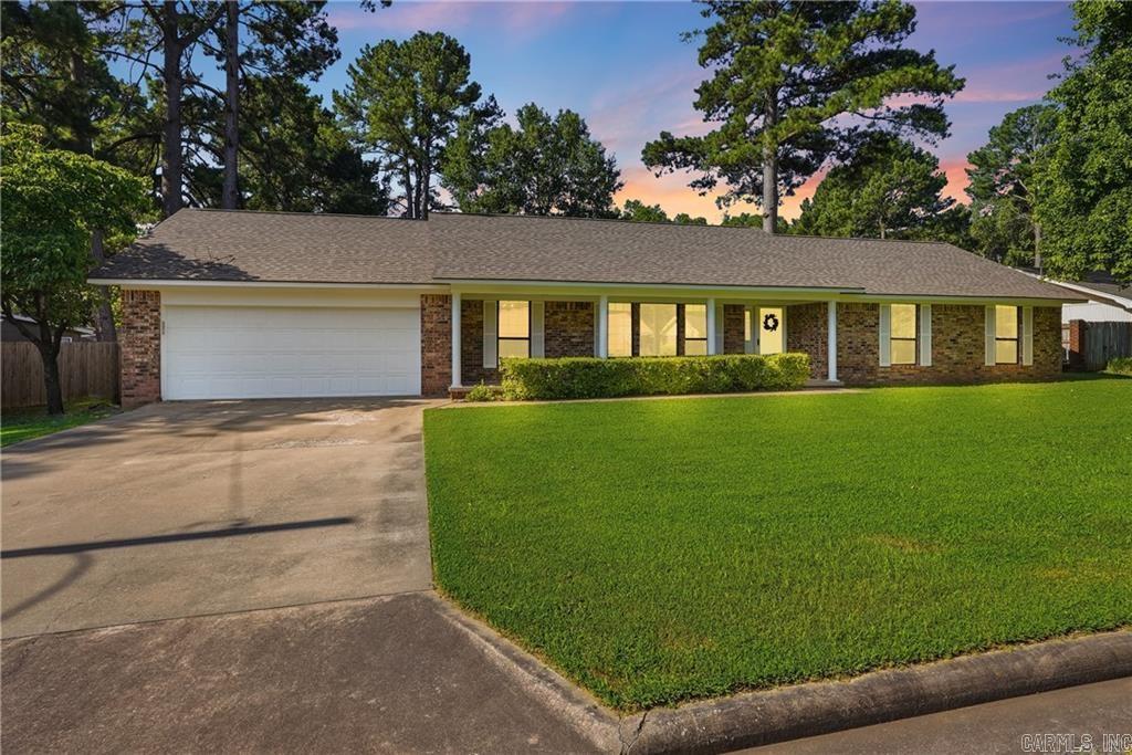 COLONIAL HEIGHTS - Residential