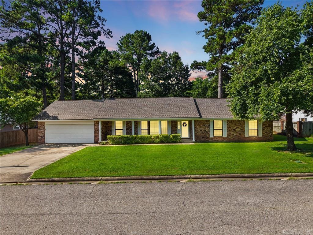 COLONIAL HEIGHTS - Residential