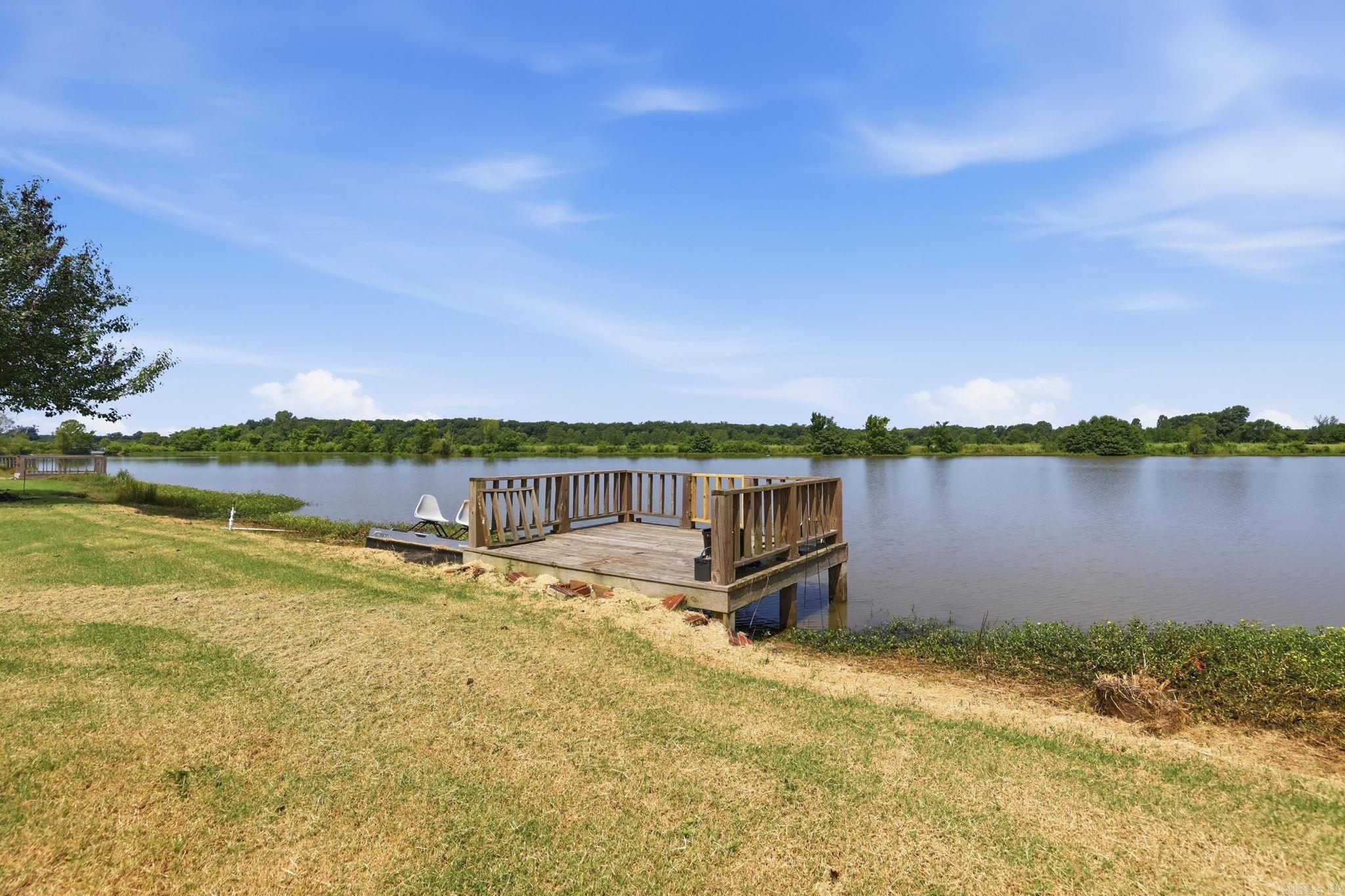MOUND LAKE ADDITION - Residential