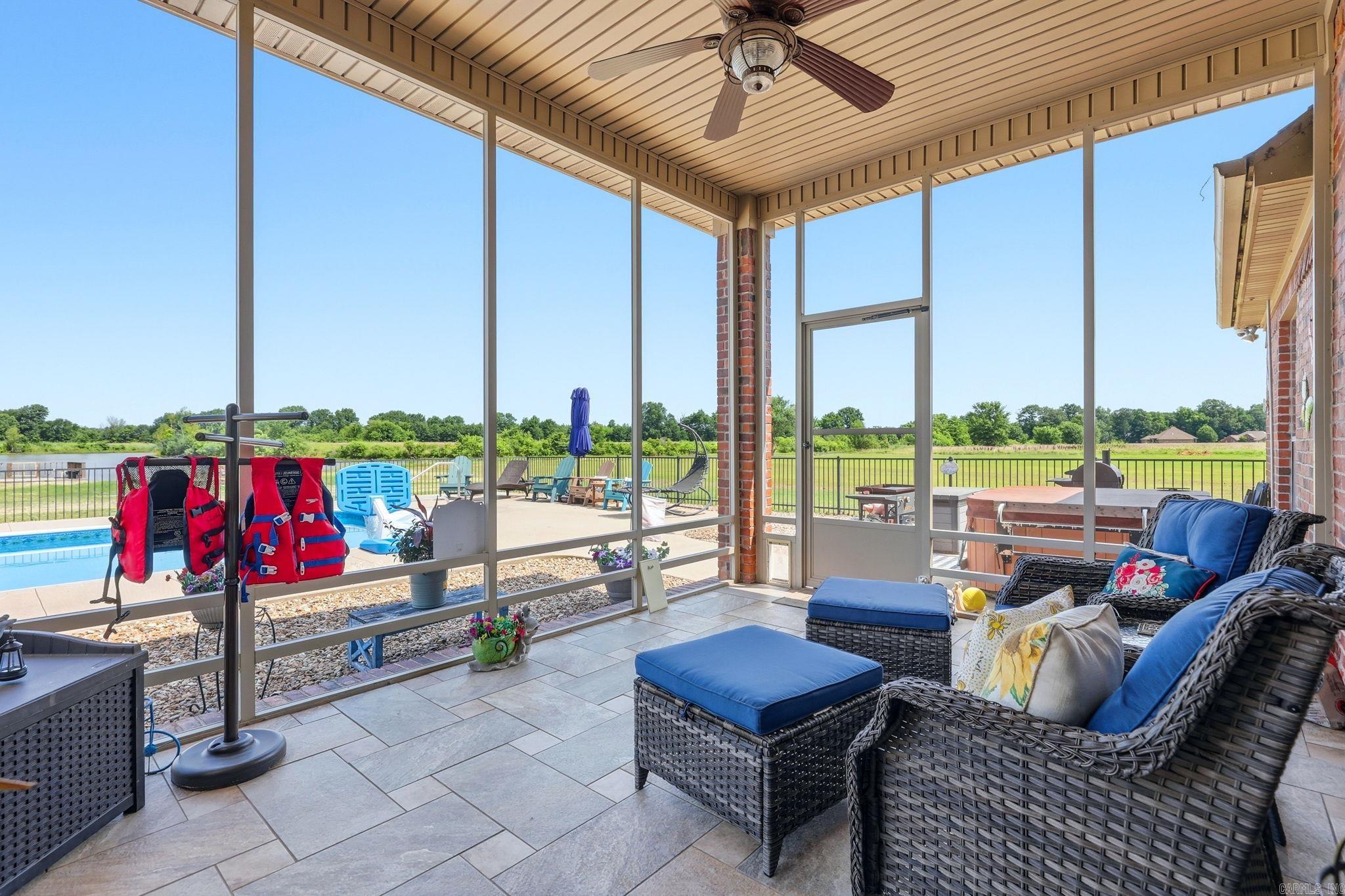 MOUND LAKE ADDITION - Residential