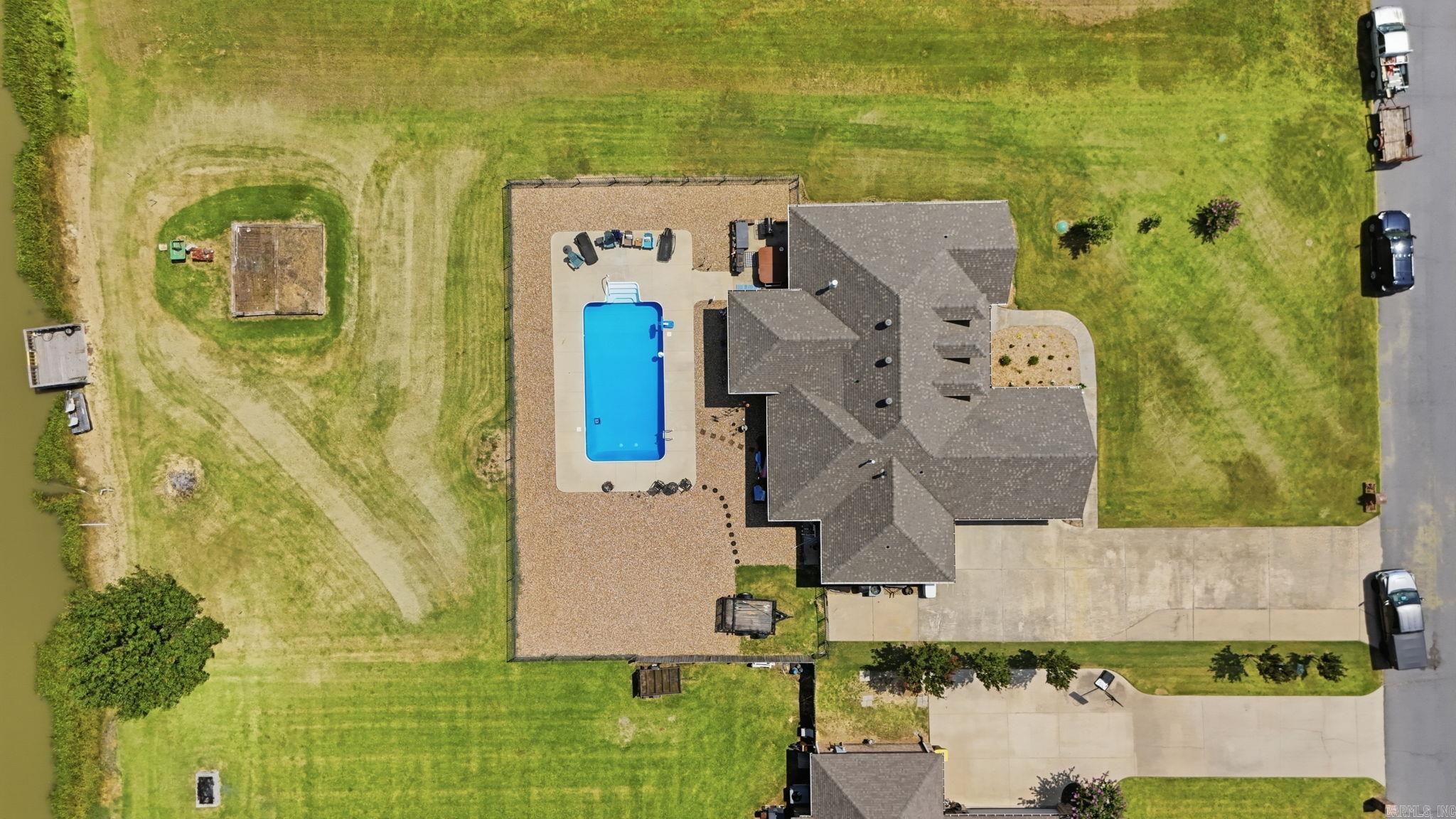 MOUND LAKE ADDITION - Residential