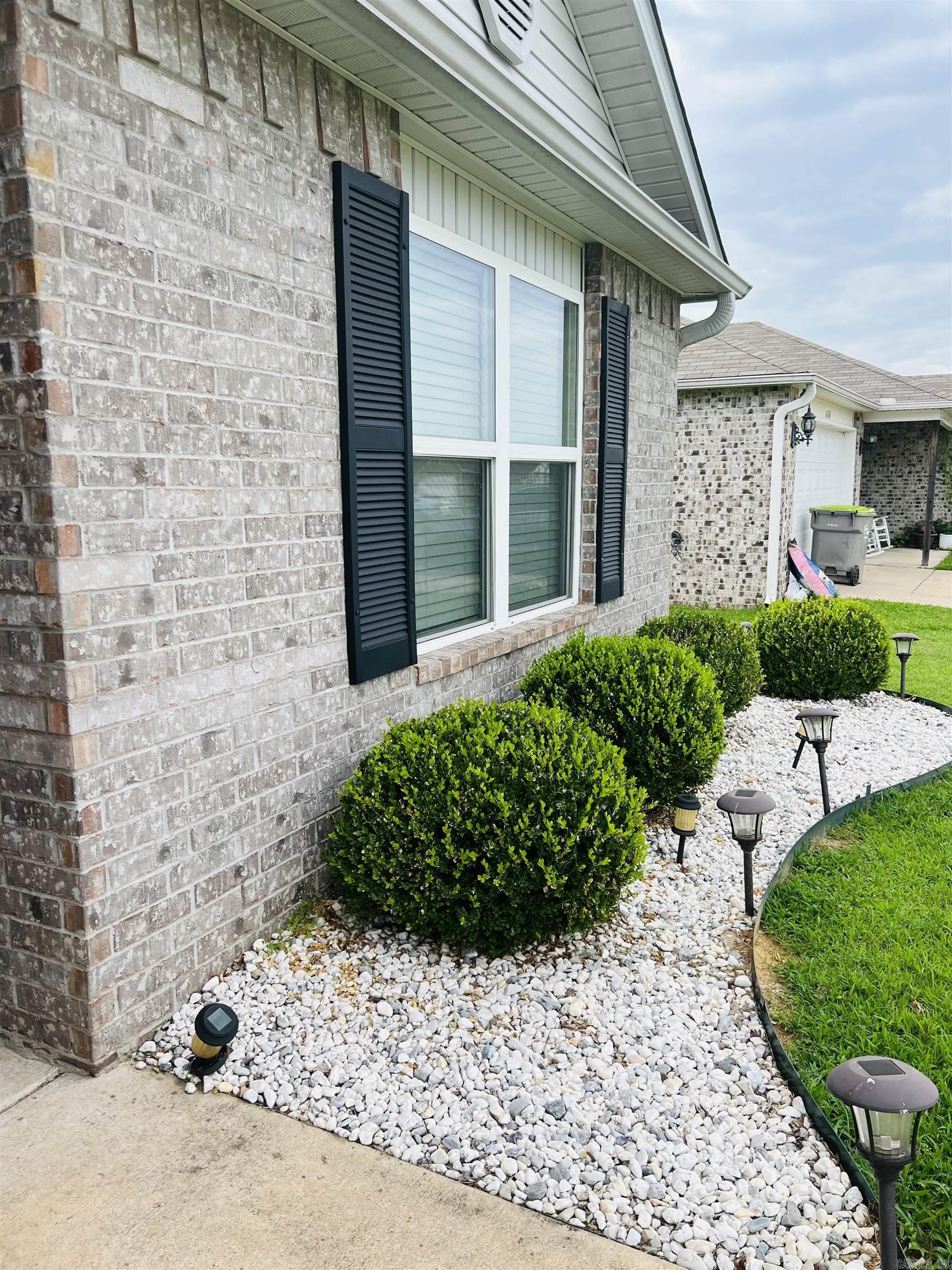 MEADOWS EDGE - Residential