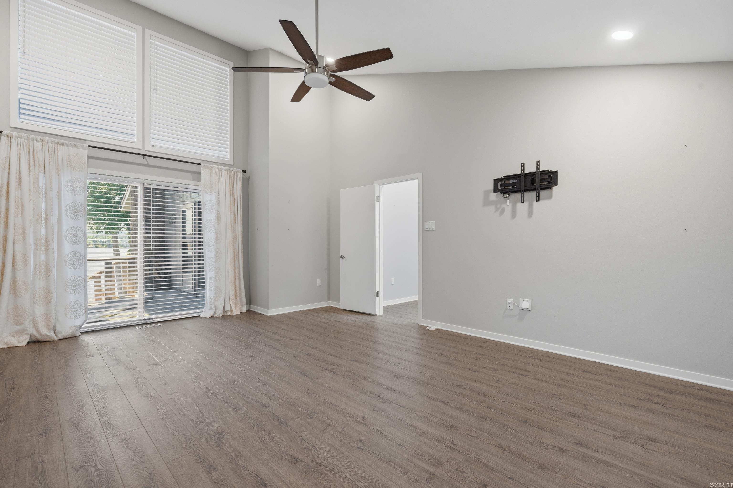 Hamilton Pointe HPR - Residential