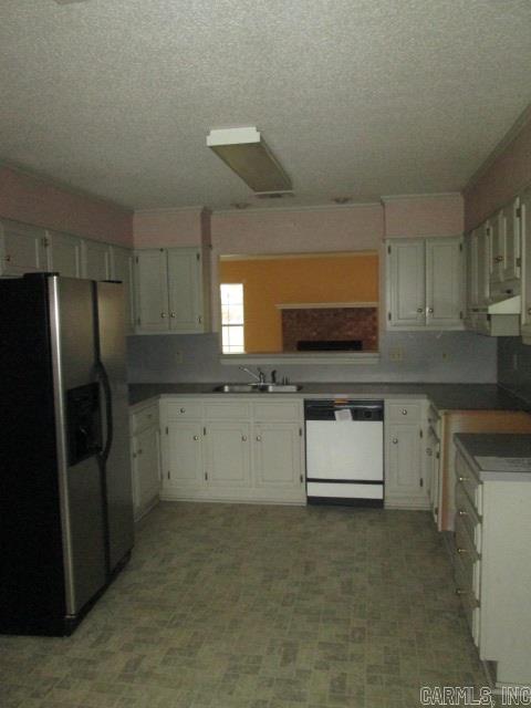 STONEWALL - Residential