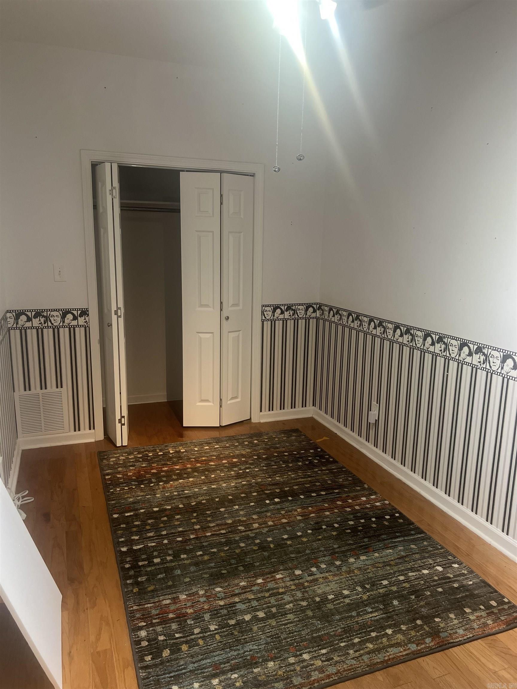 WINDSOR PLACE - Residential