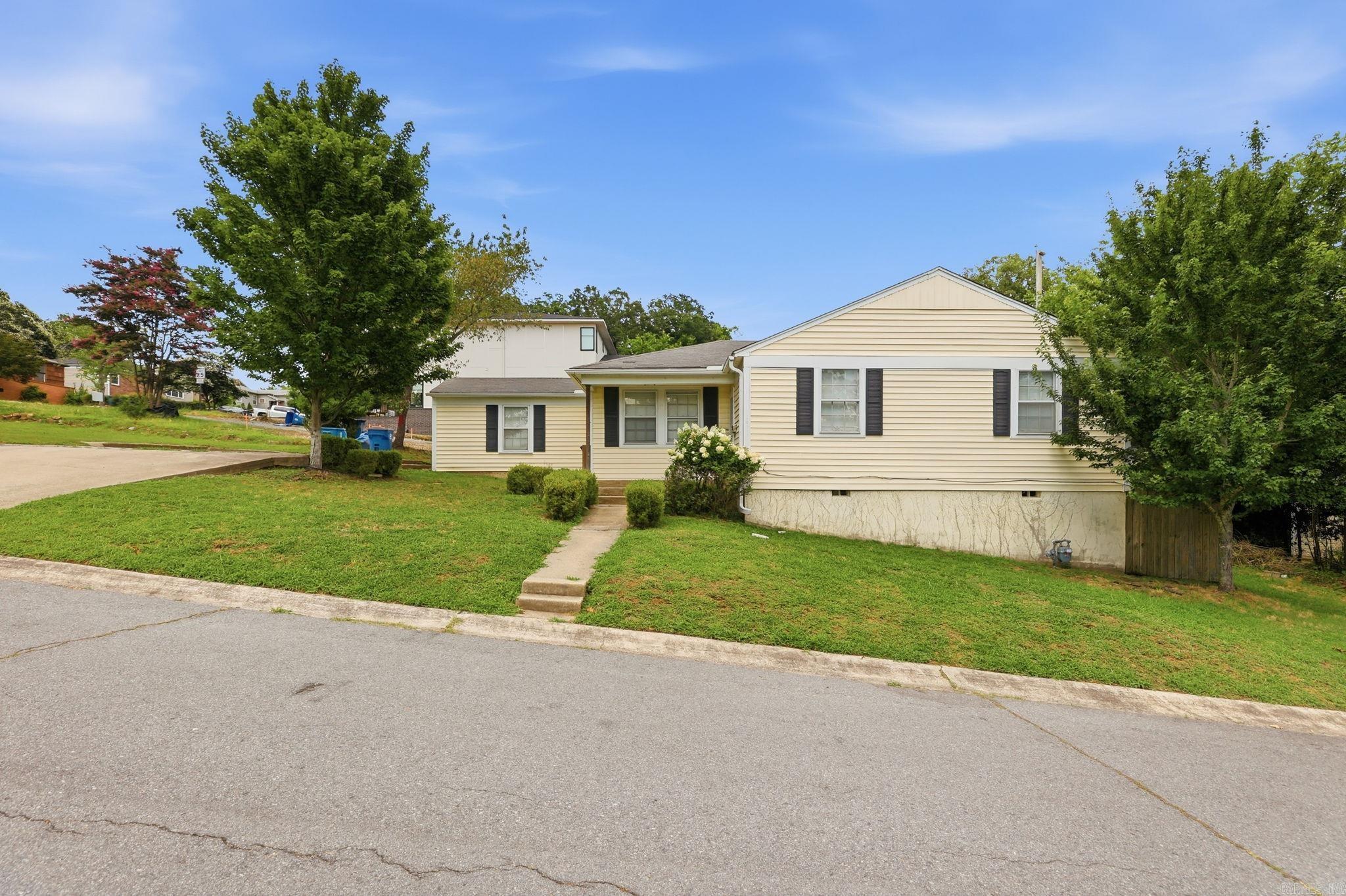 CAMMACK WOODS - Residential
