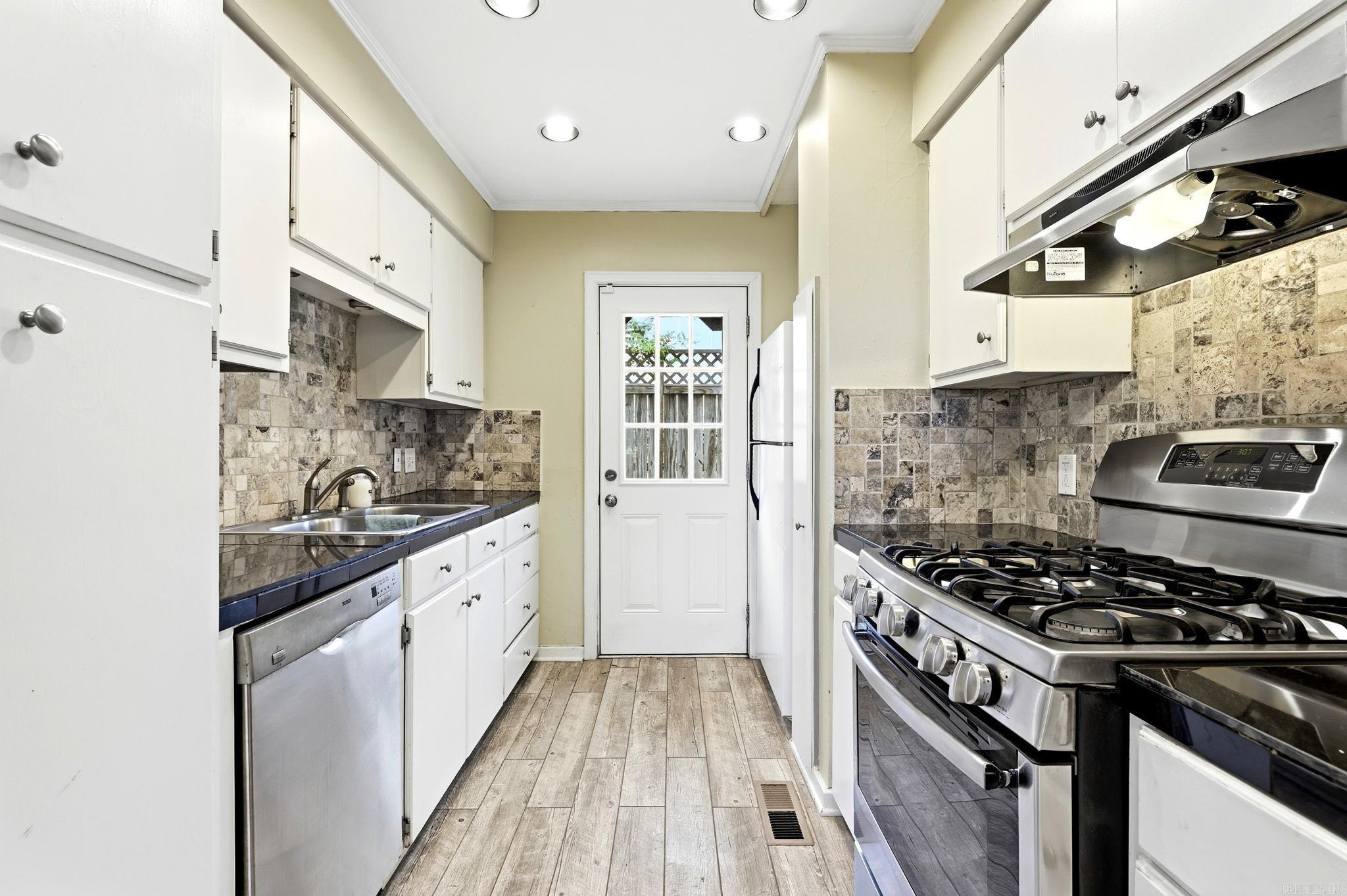 CAMMACK WOODS - Residential