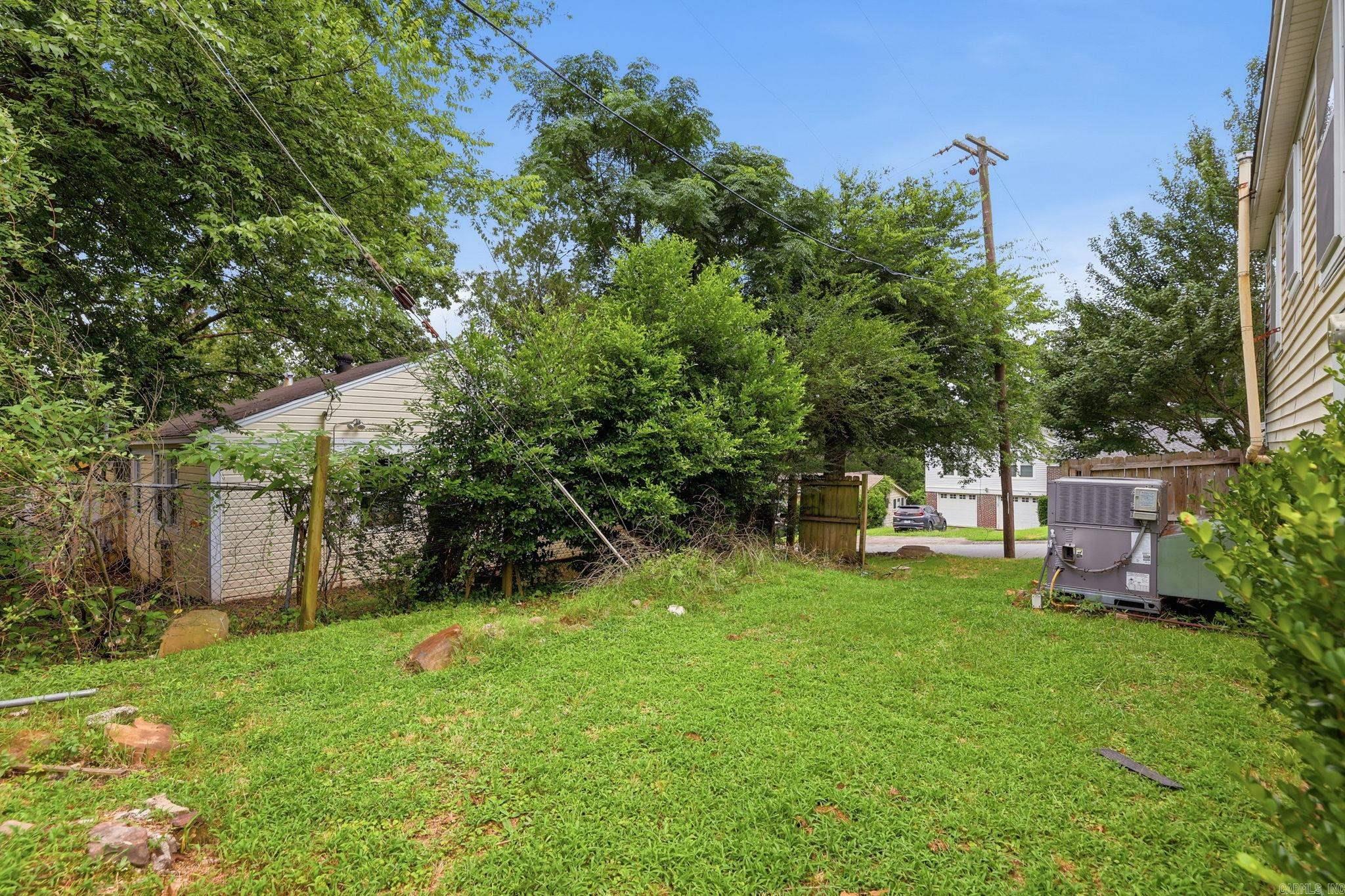 CAMMACK WOODS - Residential