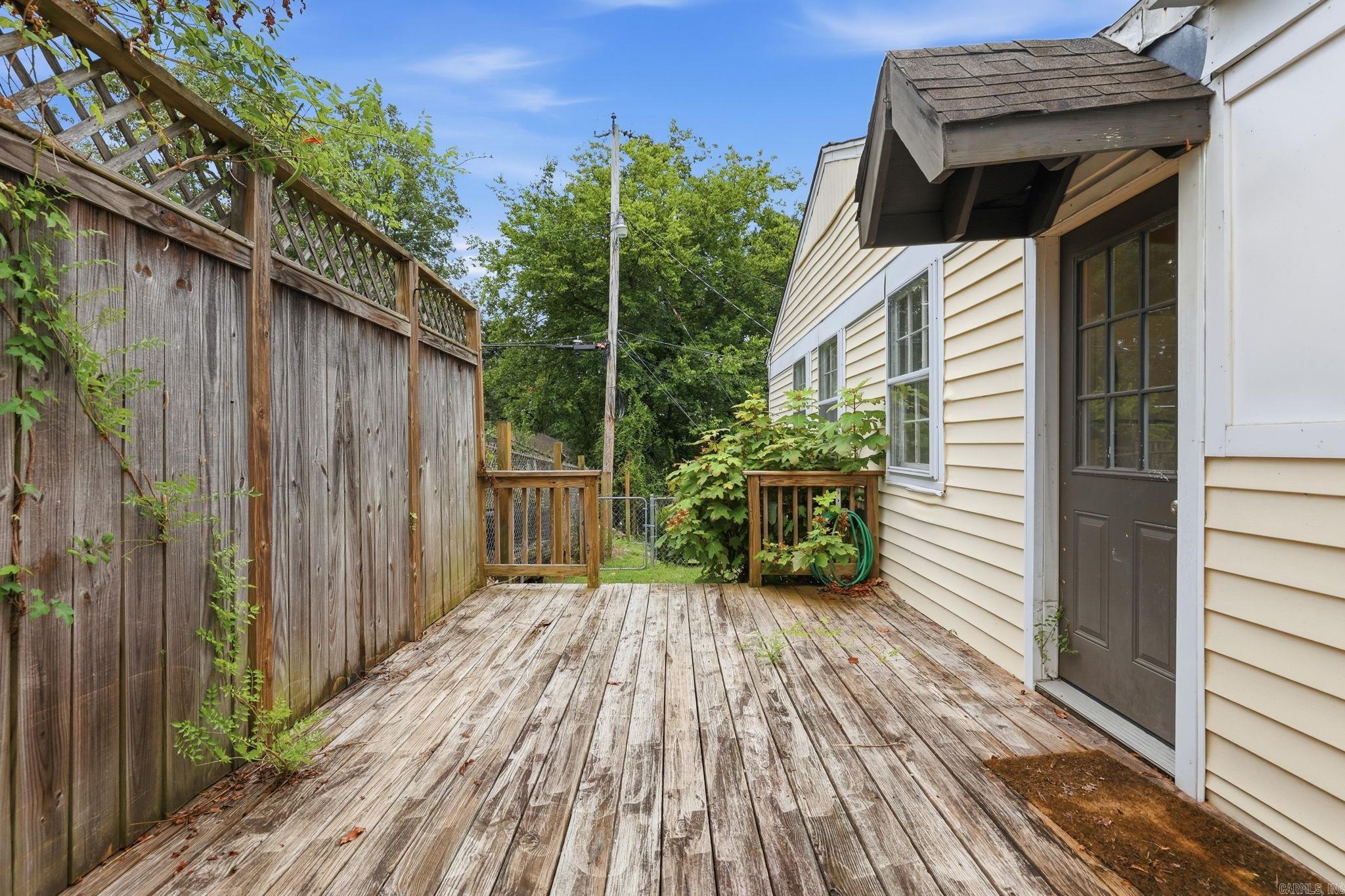 CAMMACK WOODS - Residential