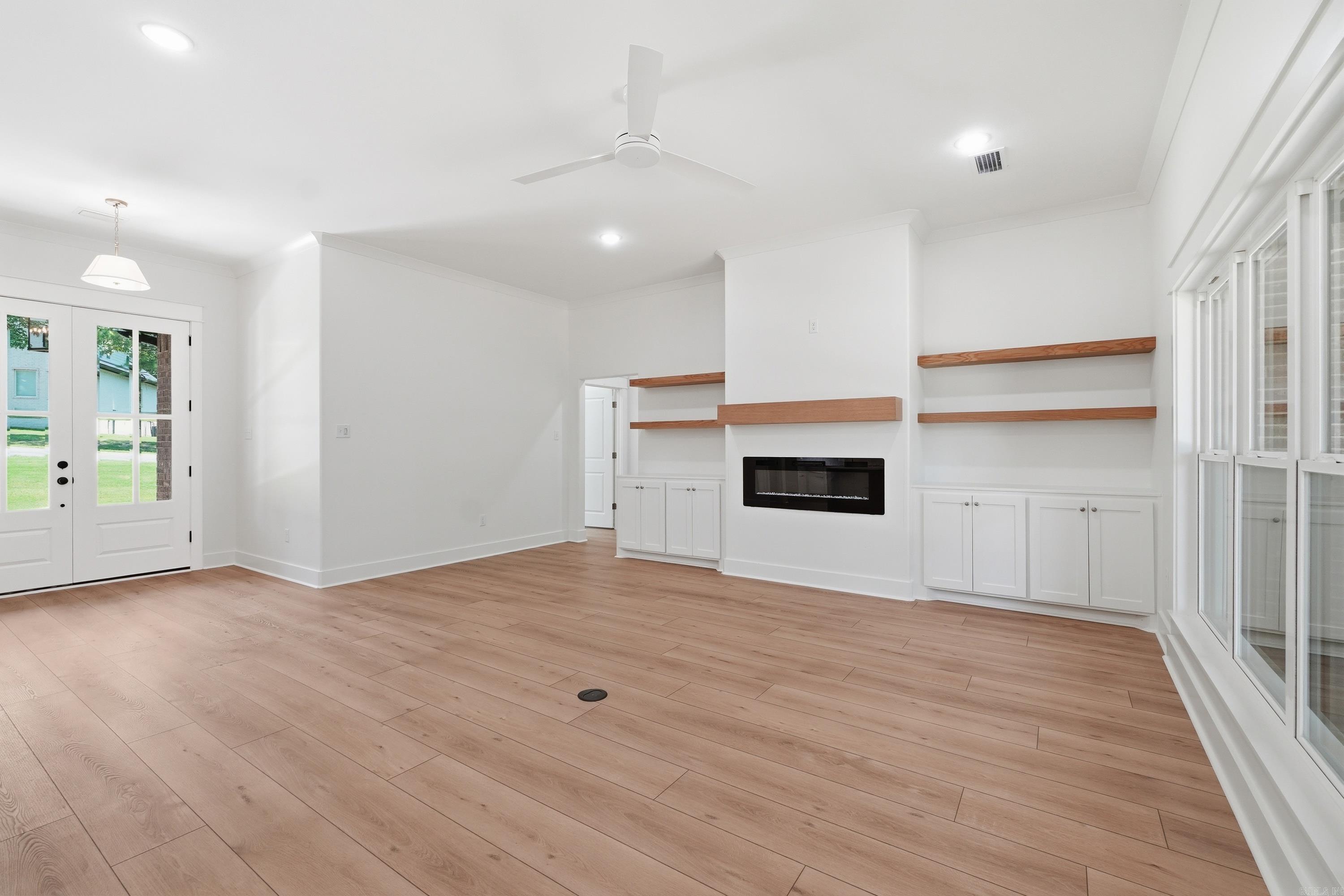 Hawks Point - Residential