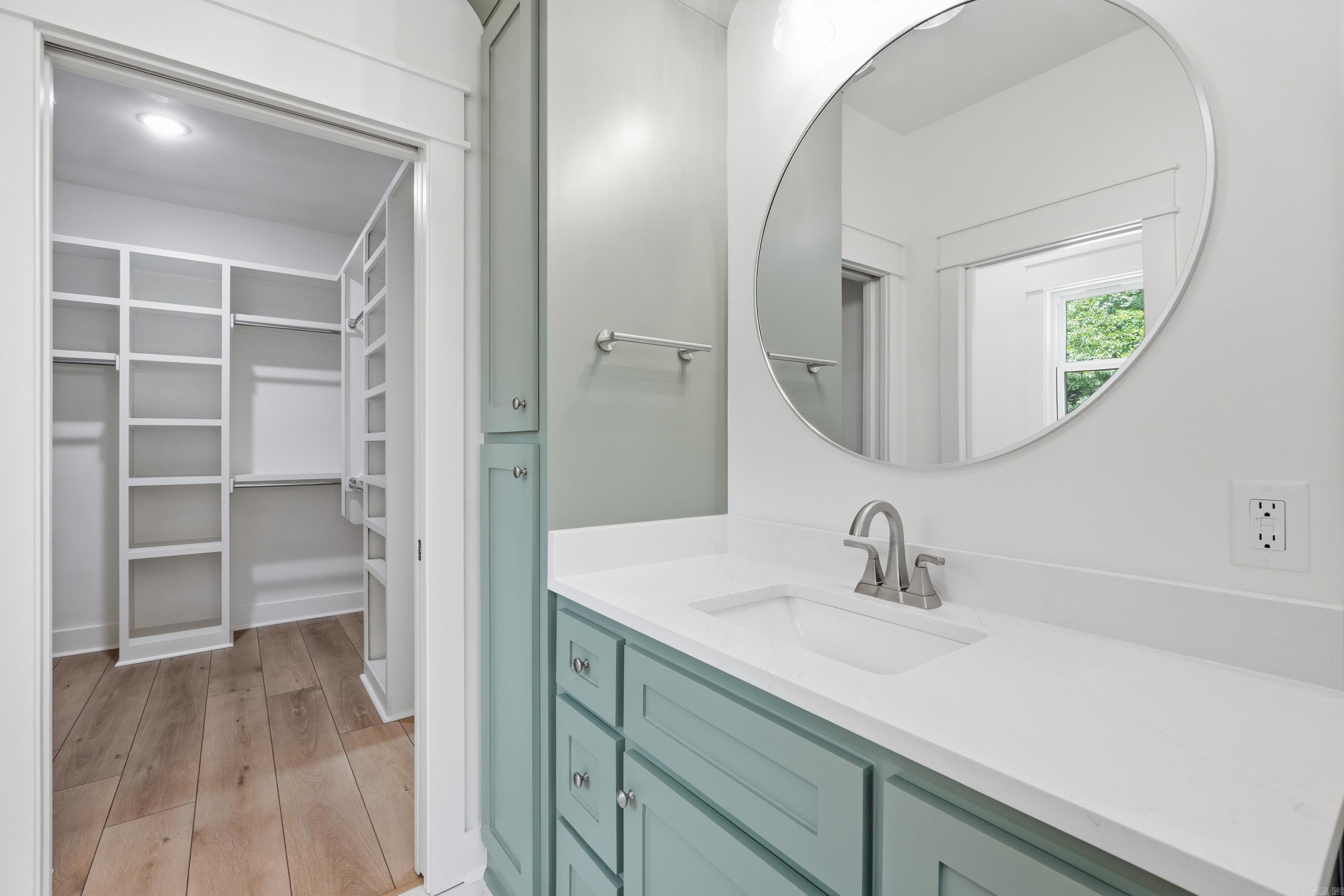 Hawks Point - Residential