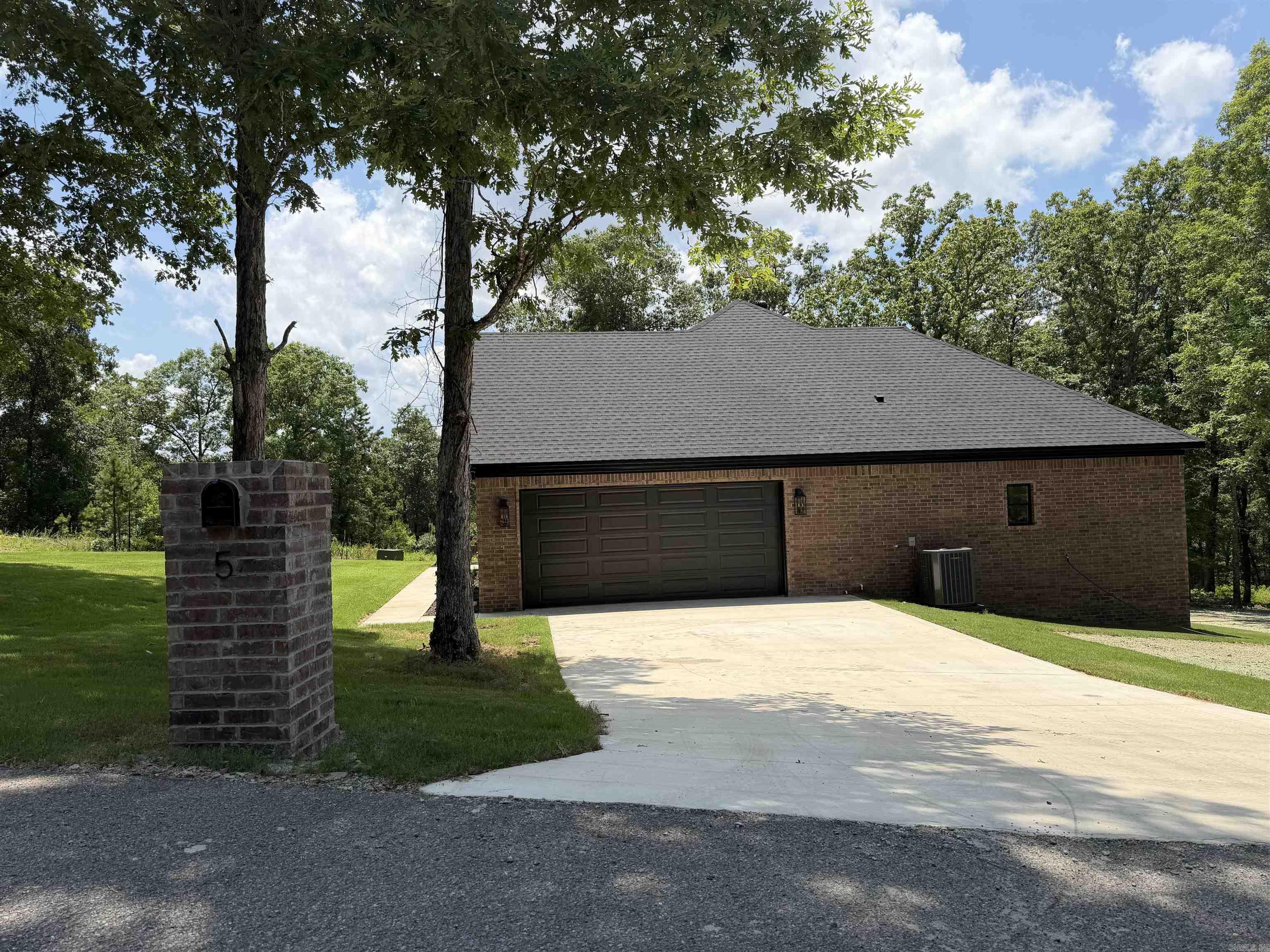 Hawks Point - Residential