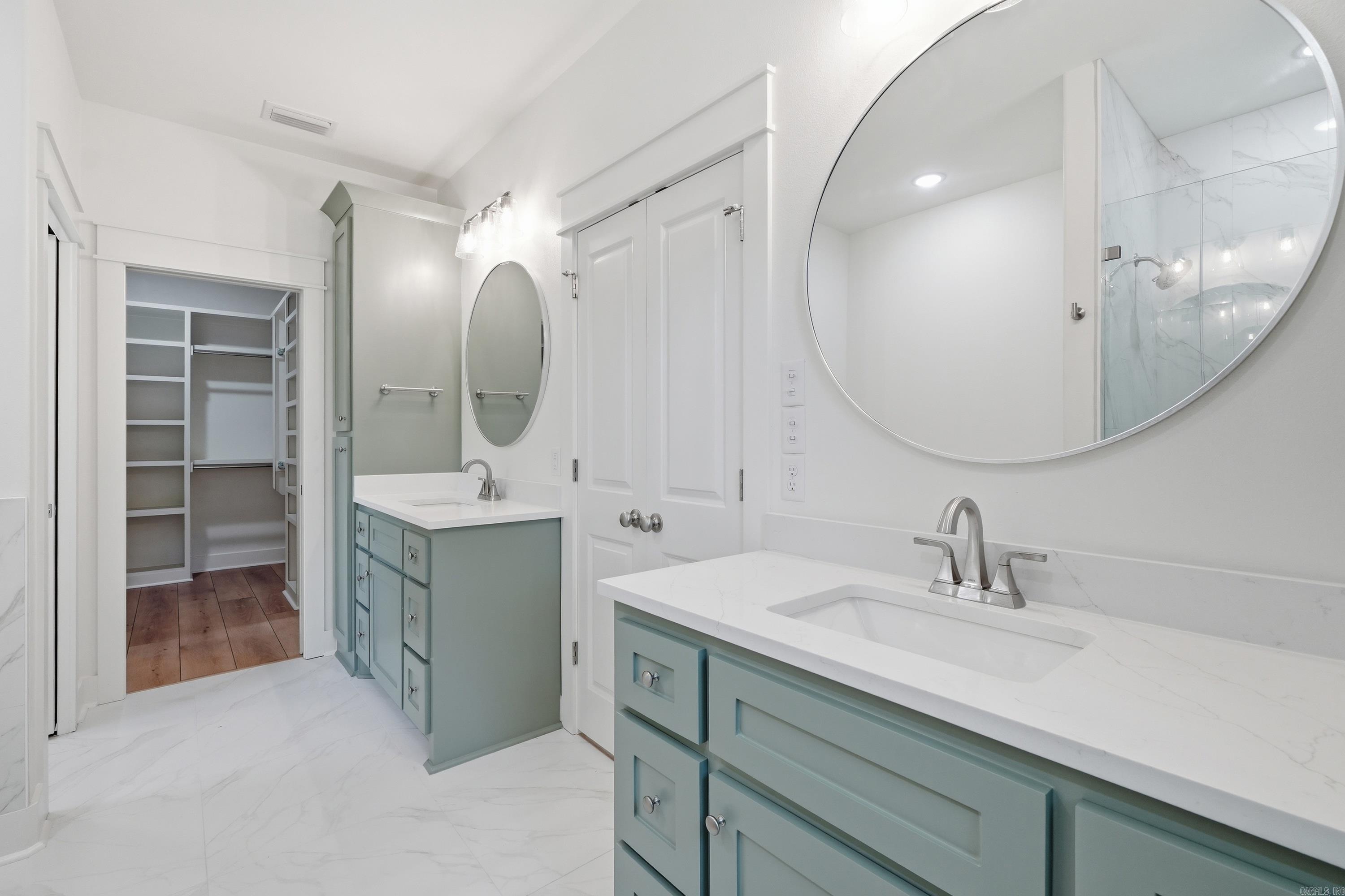 Hawks Point - Residential
