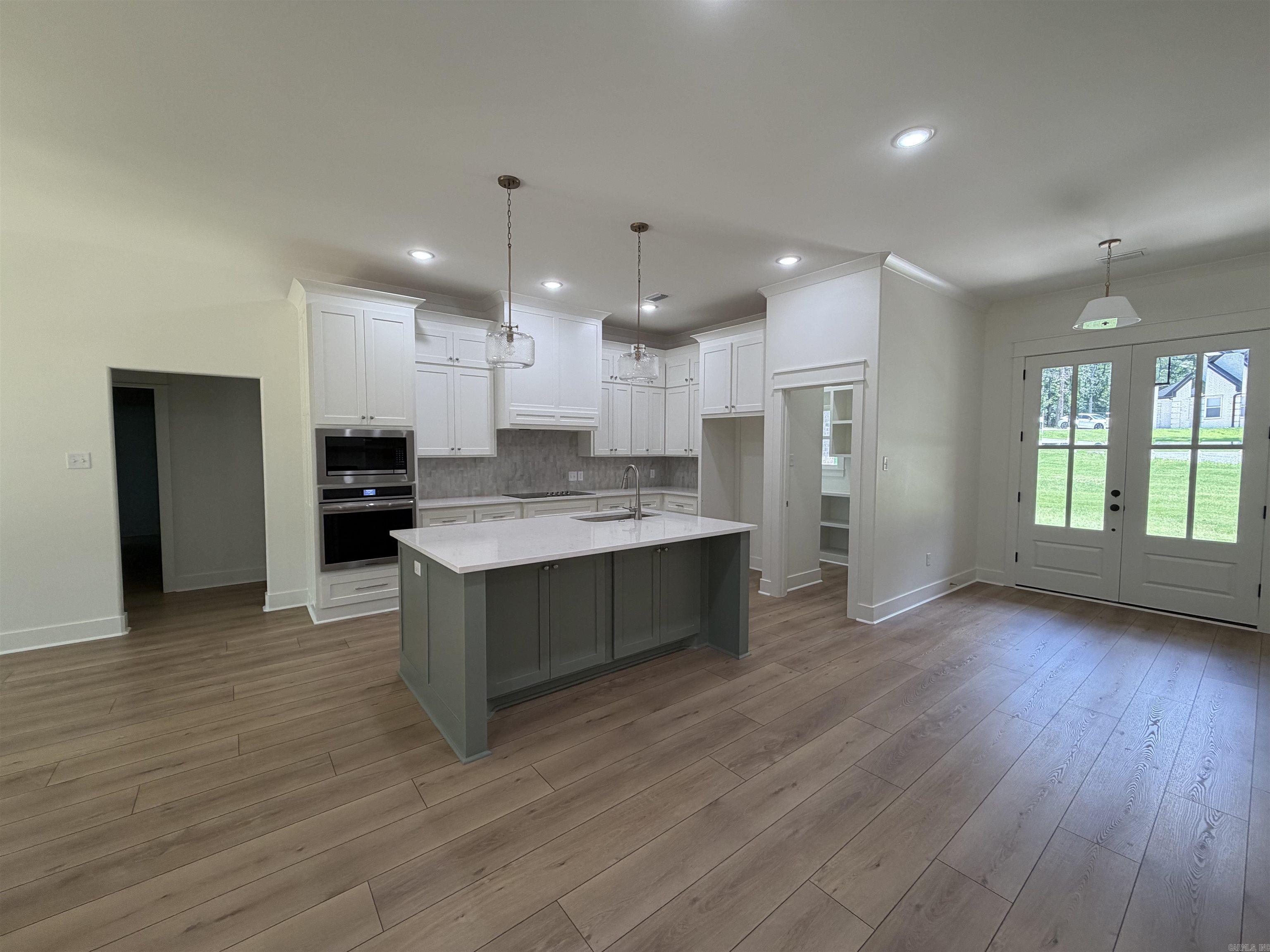 Hawks Point - Residential