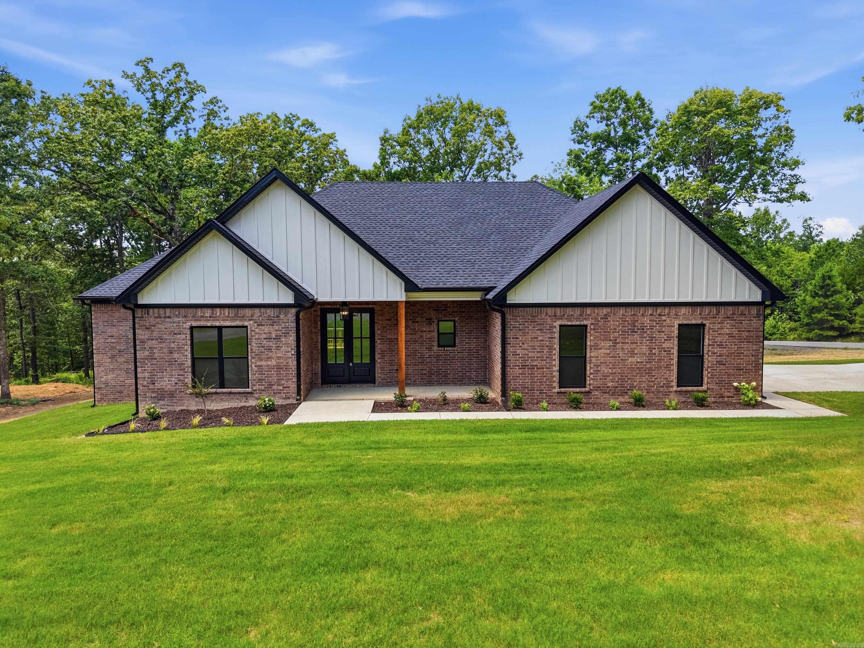 Hawks Point - Residential
