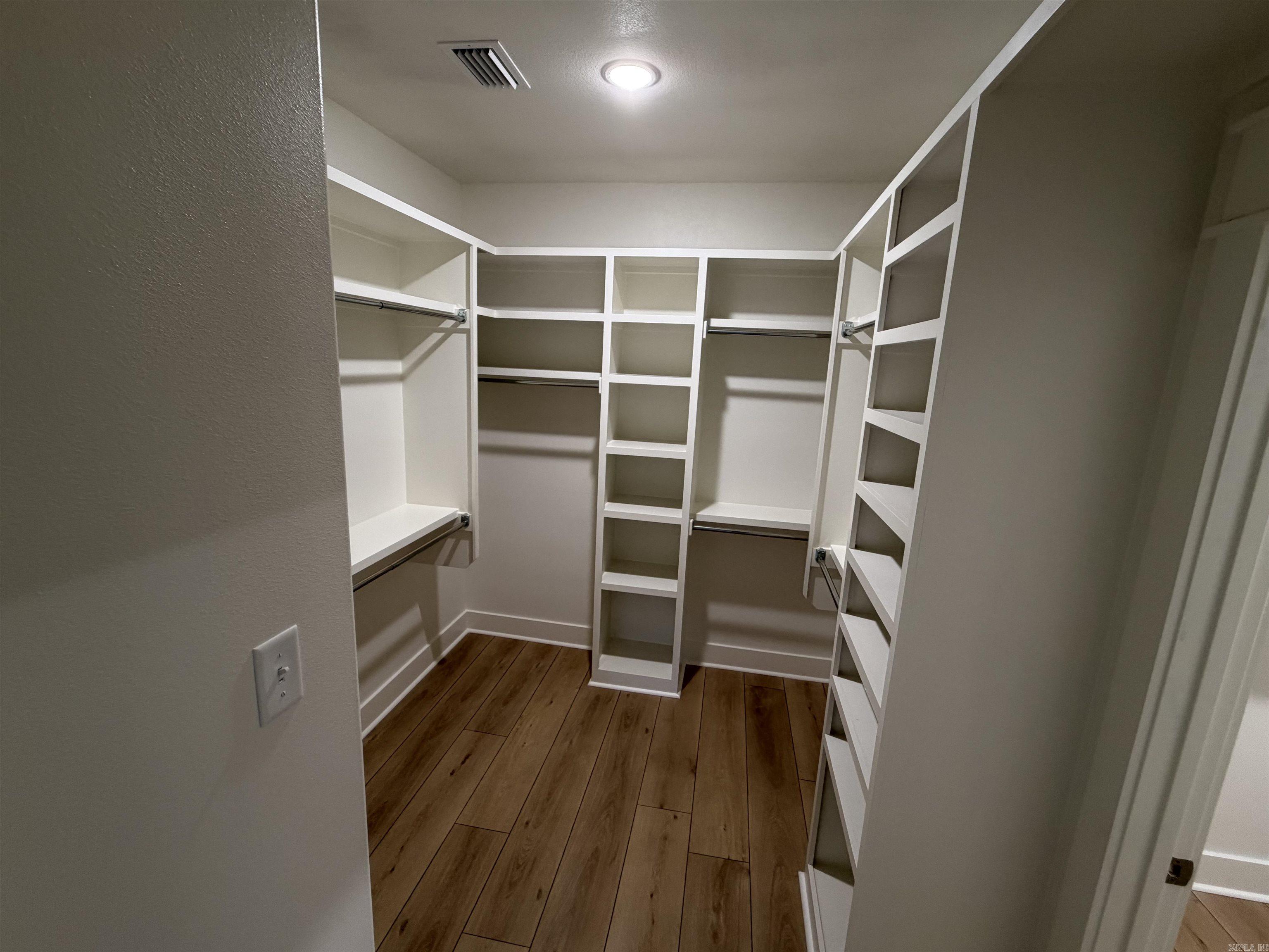 Hawks Point - Residential