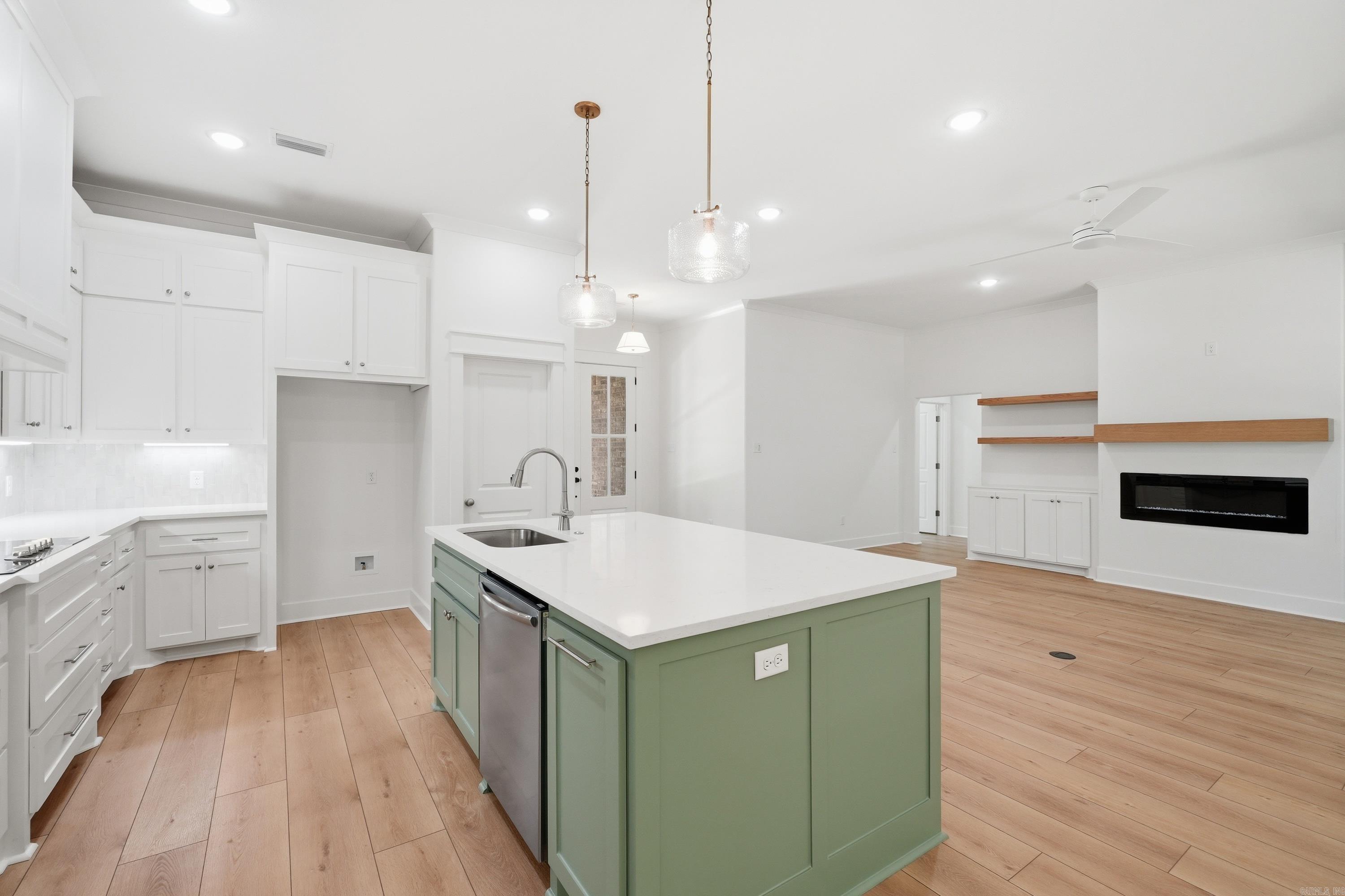 Hawks Point - Residential