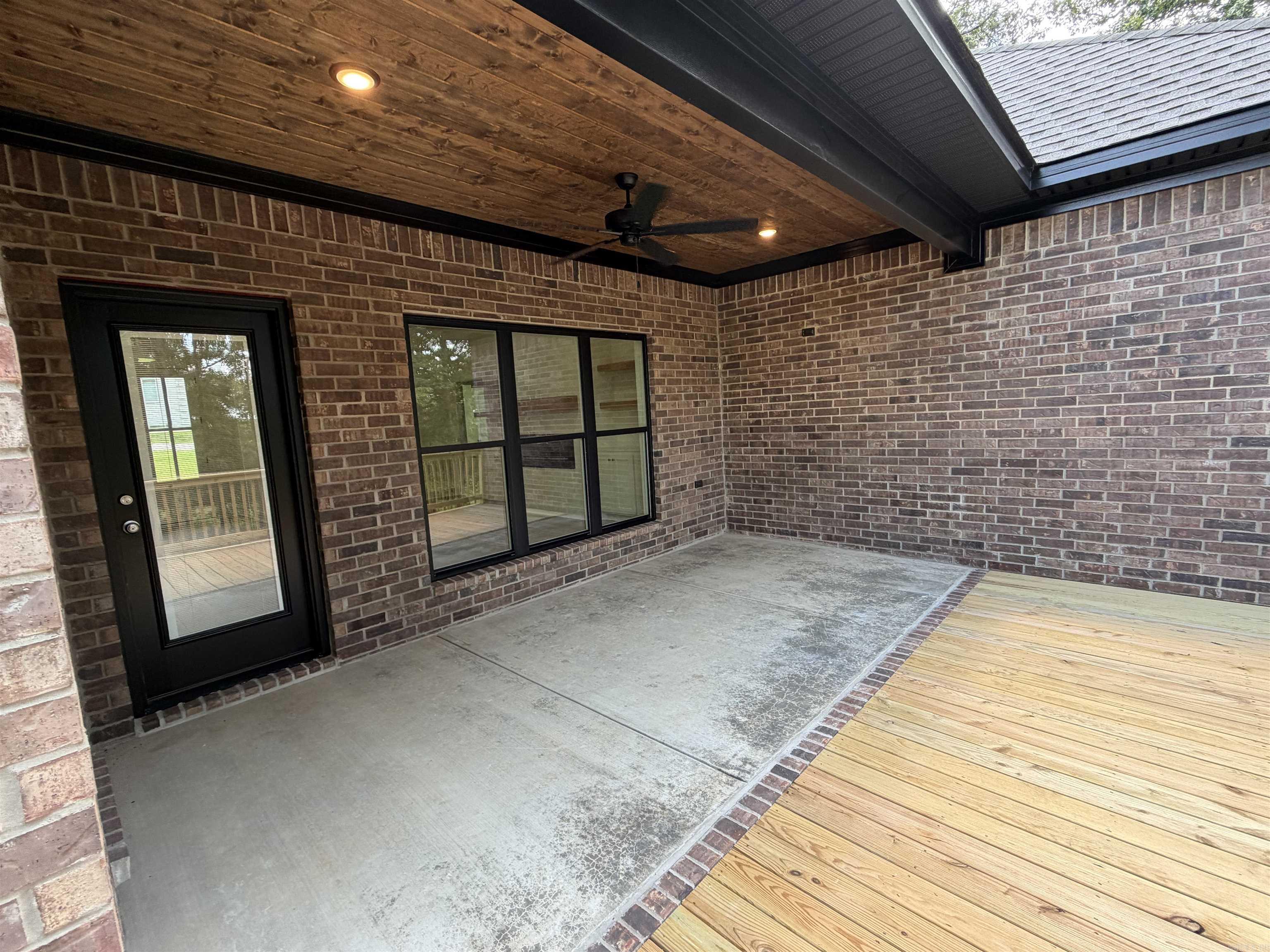 Hawks Point - Residential