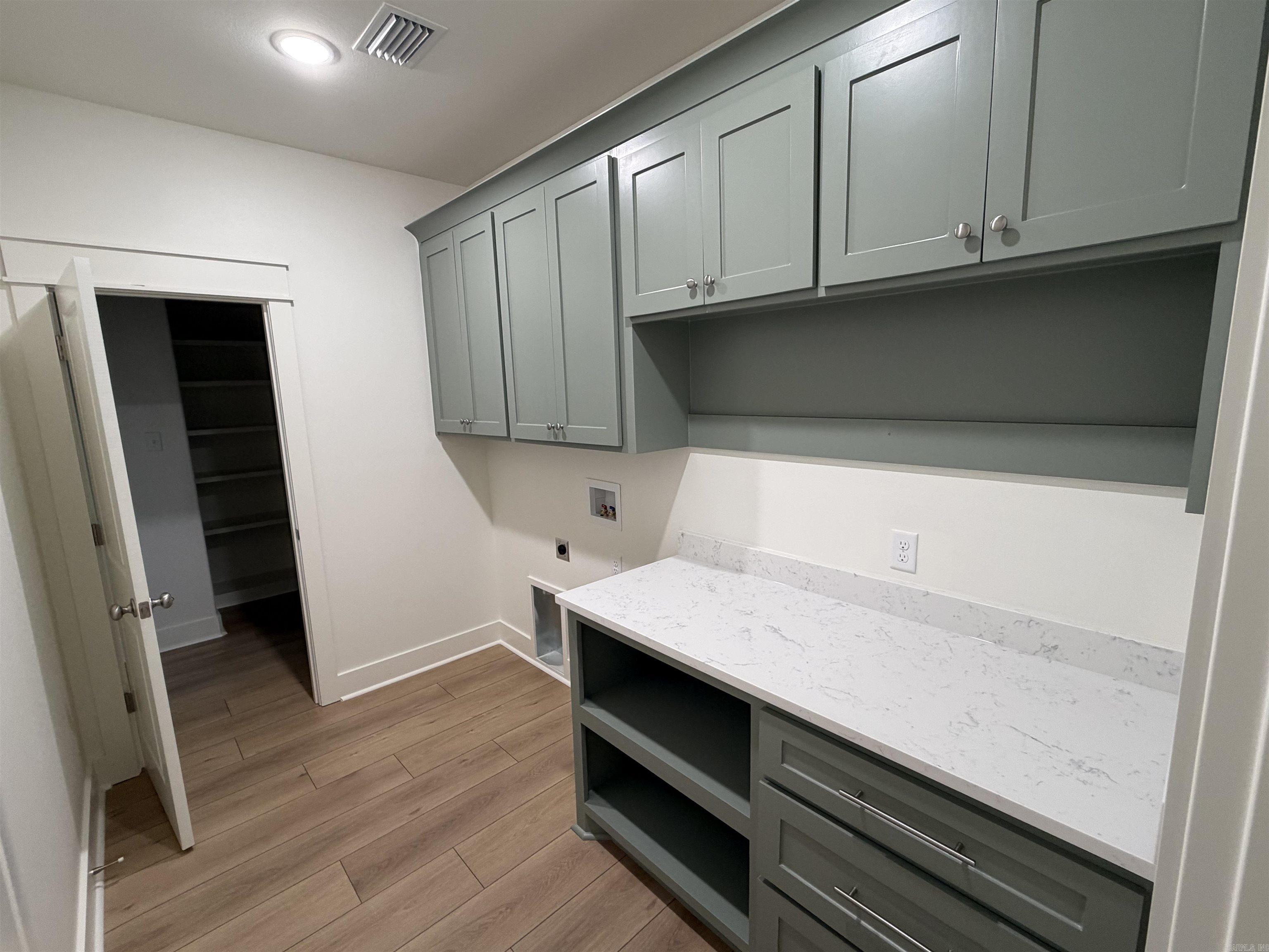 Hawks Point - Residential