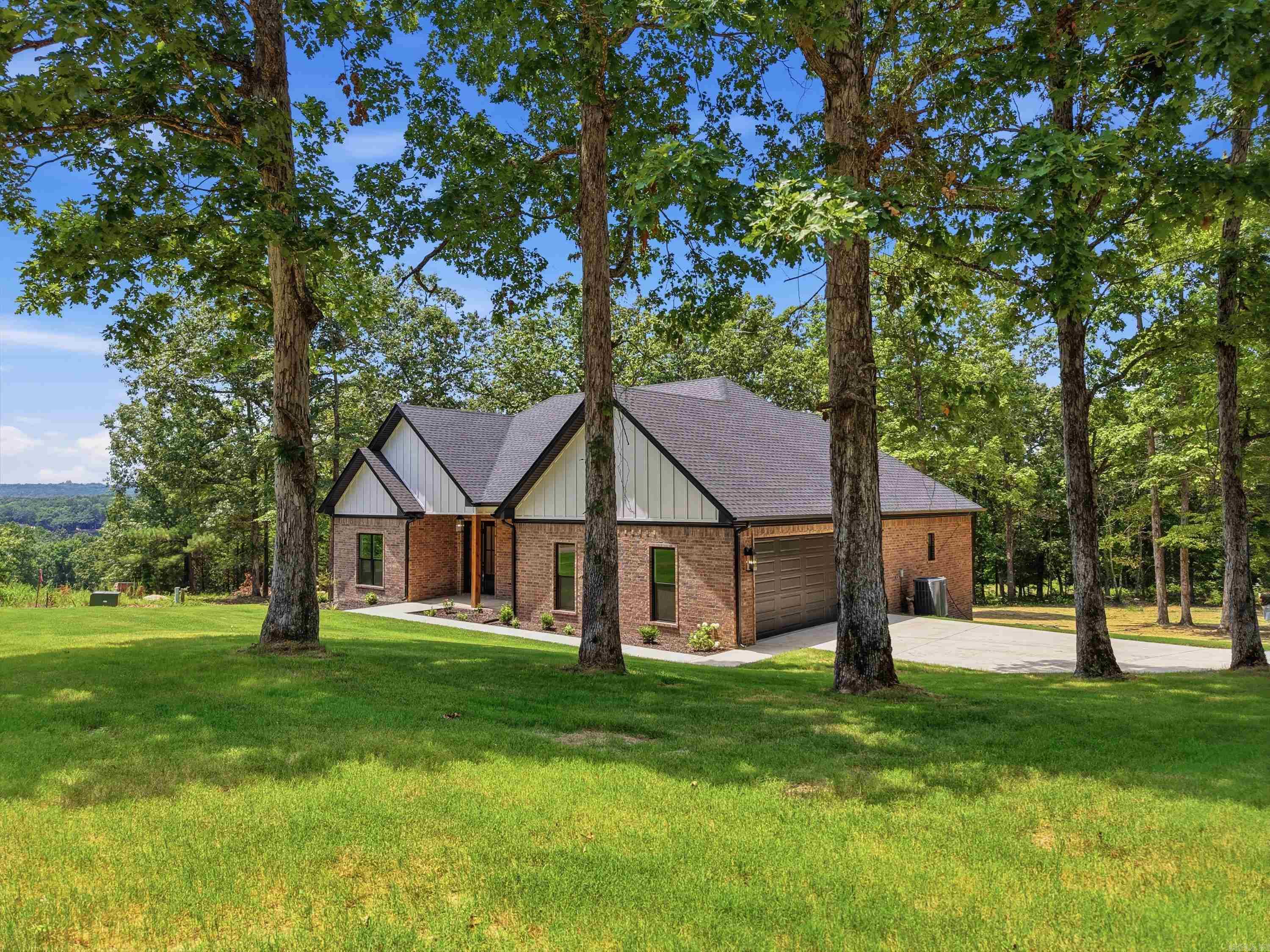 Hawks Point - Residential