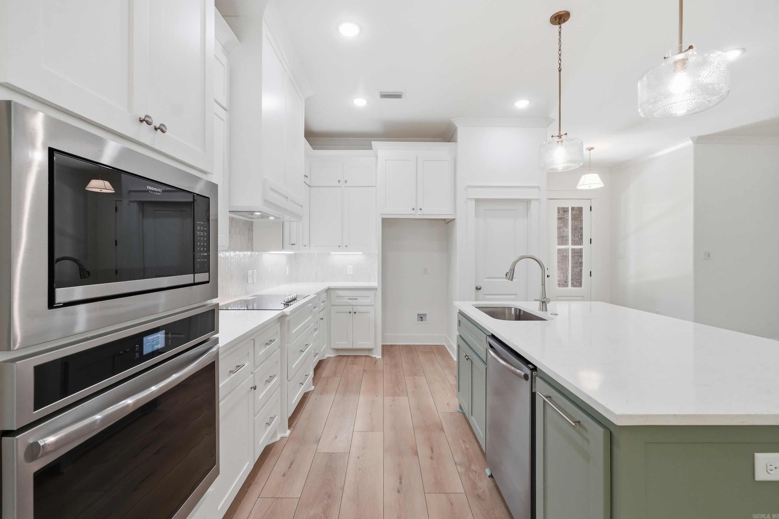 Hawks Point - Residential