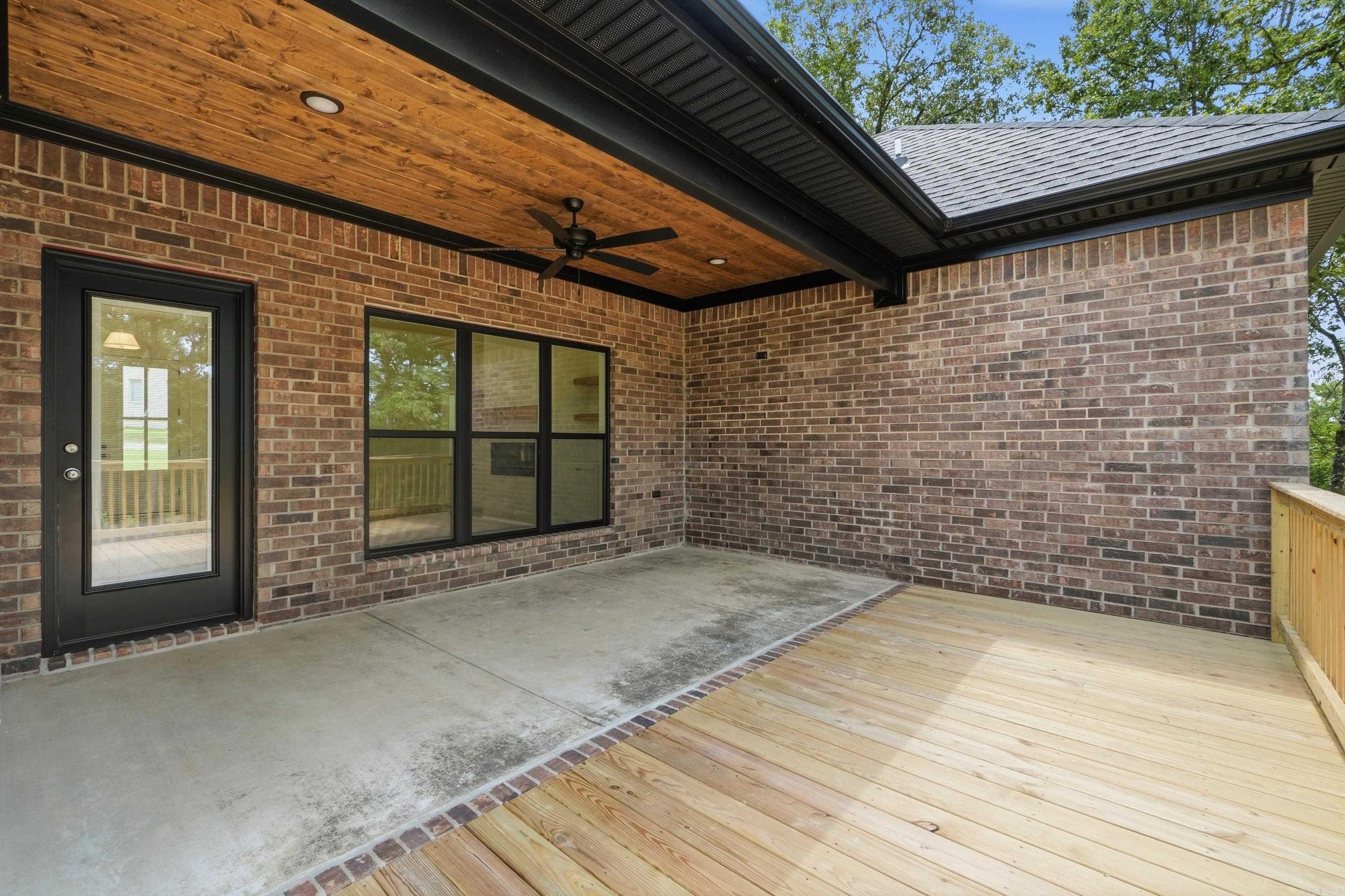 Hawks Point - Residential