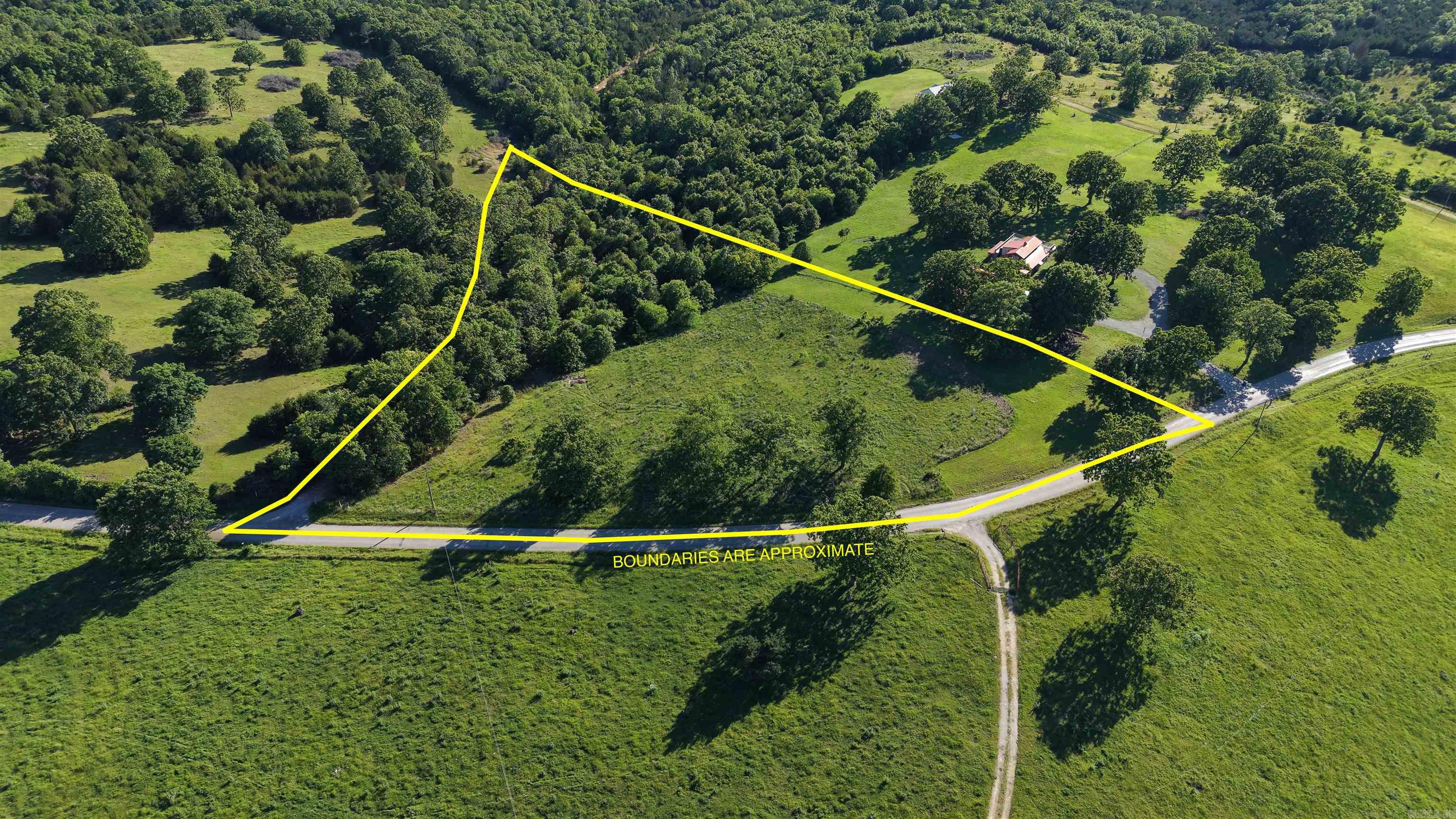 Secluded 5-acre m/l tract in the desirable Windy Ridge Estates near Three Finger Cove of Bull Shoals Lake! This partially wooded property offers the perfect setting for your dream home, vacation getaway, or investment opportunity in the Ozarks. Enjoy peaceful surroundings, abundant wildlife, and easy access to boating, fishing, swimming, and outdoor recreation on one of Arkansas’s premier lakes. The gently rolling terrain provides multiple potential building sites with privacy and natural beauty throughout. Conveniently located just a short drive from marinas, public lake access, and the towns of Bull Shoals and Mountain Home. If you’ve been looking for acreage near the lake with serenity and endless possibilities, this is it!