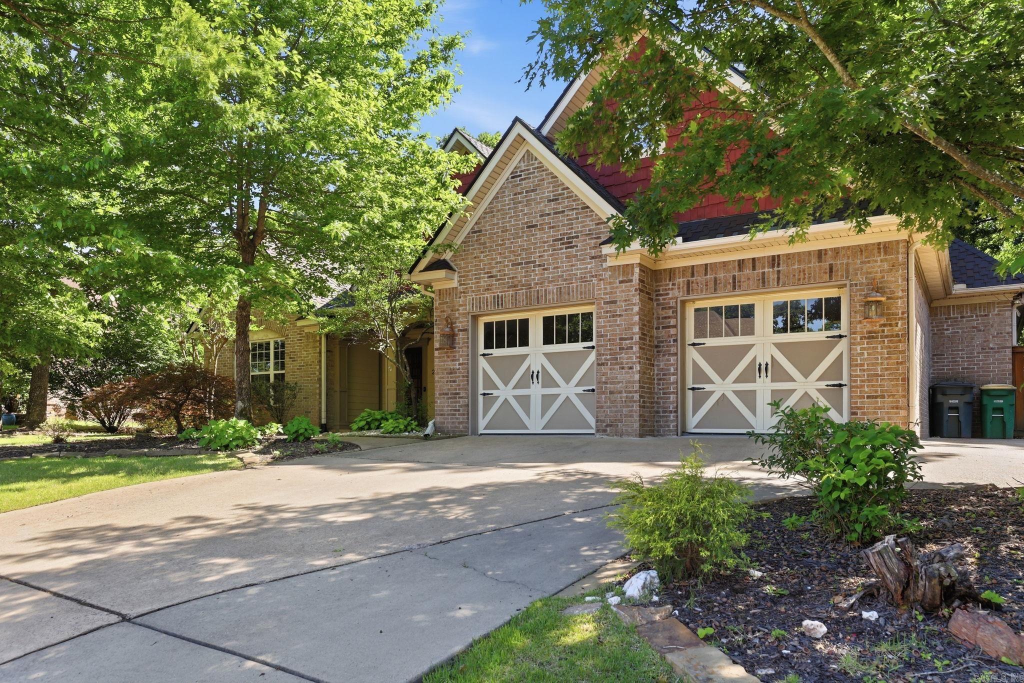 WOODLANDS EDGE - Residential