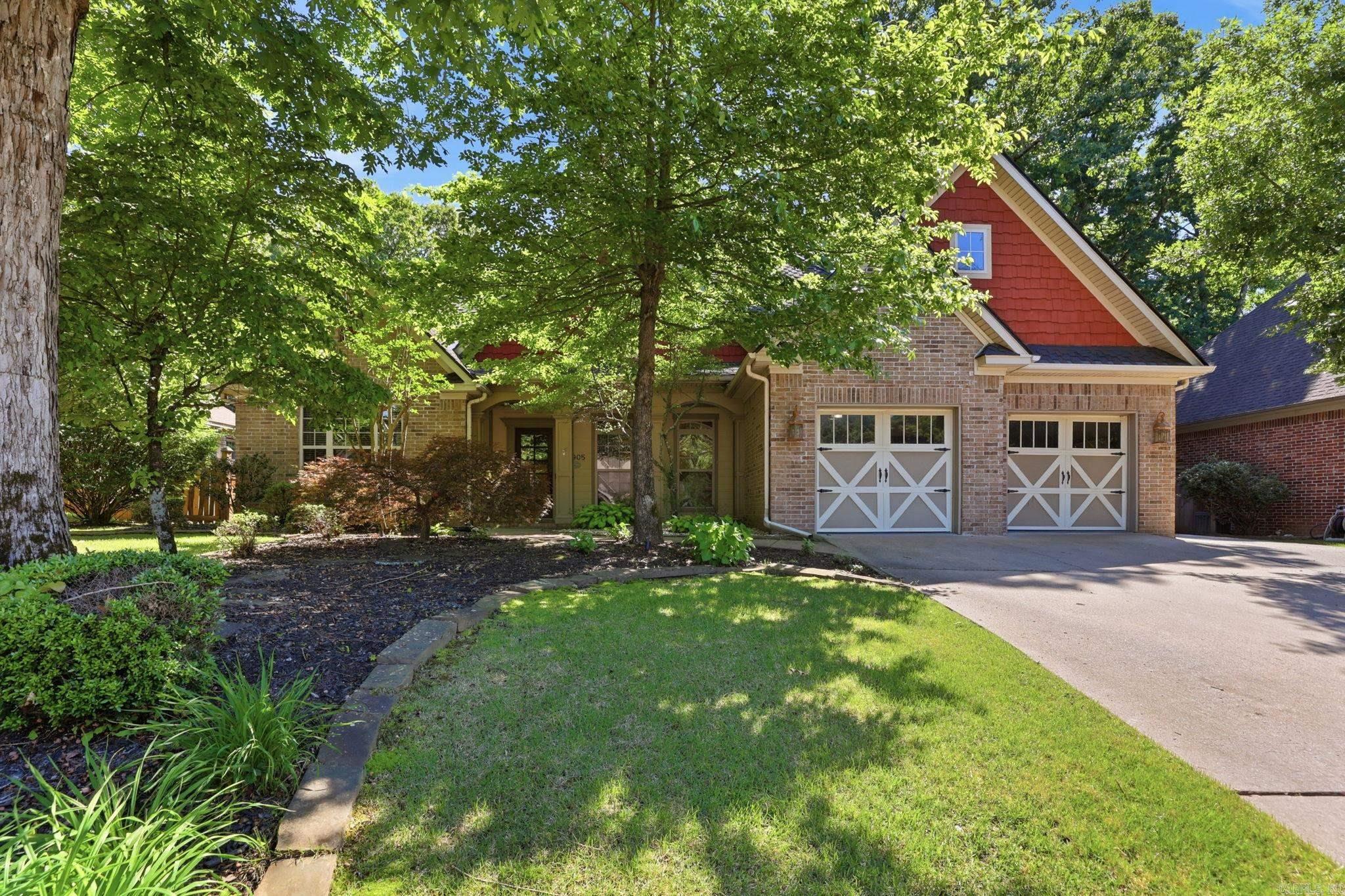 WOODLANDS EDGE - Residential