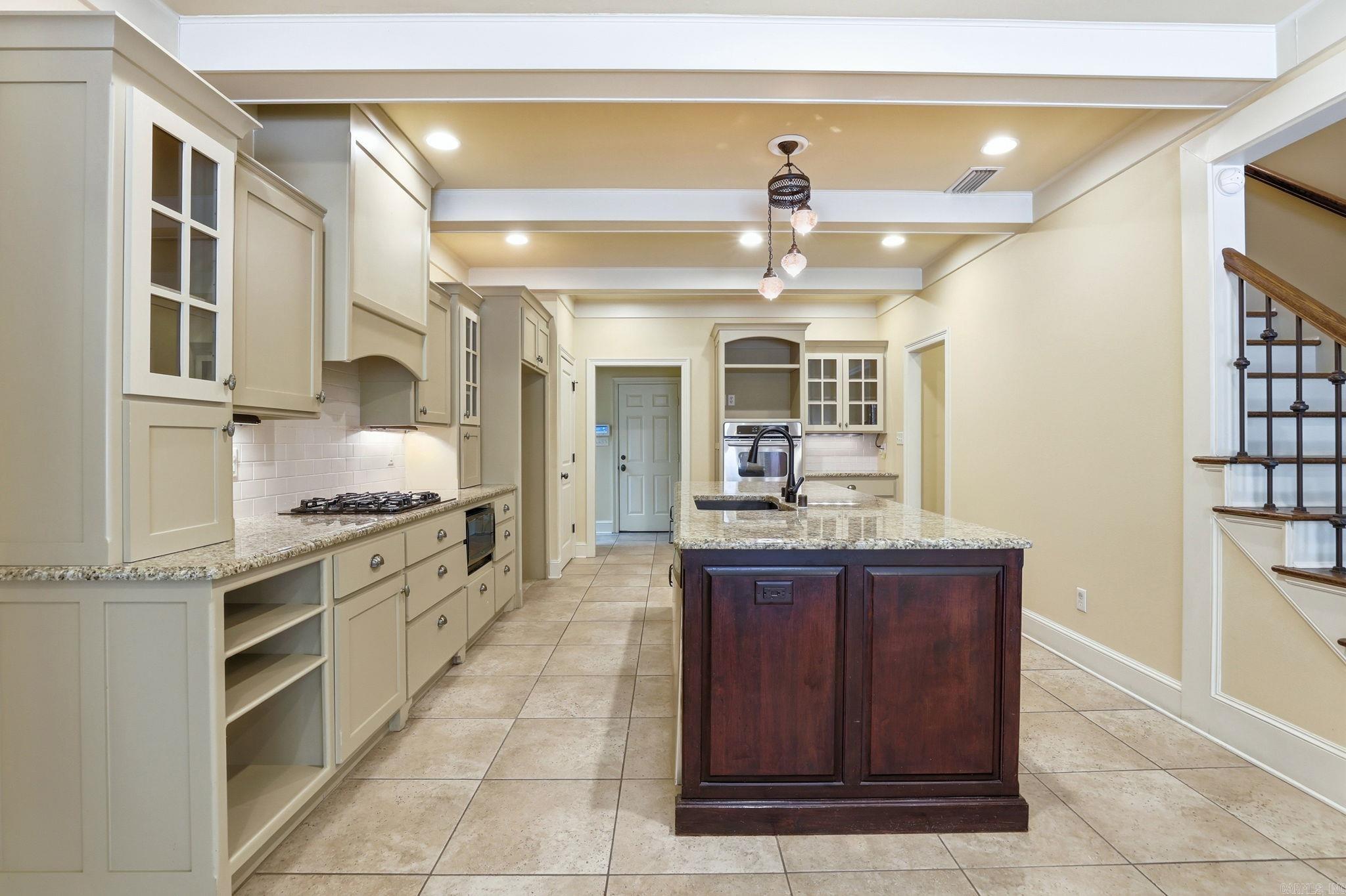 WOODLANDS EDGE - Residential