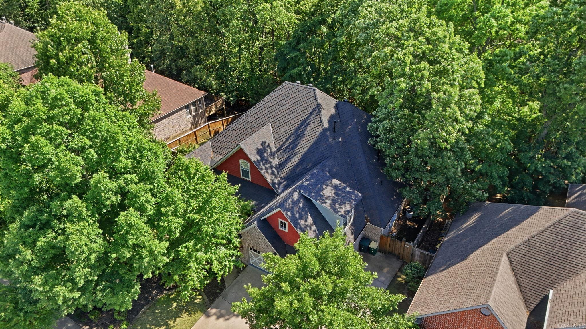 WOODLANDS EDGE - Residential