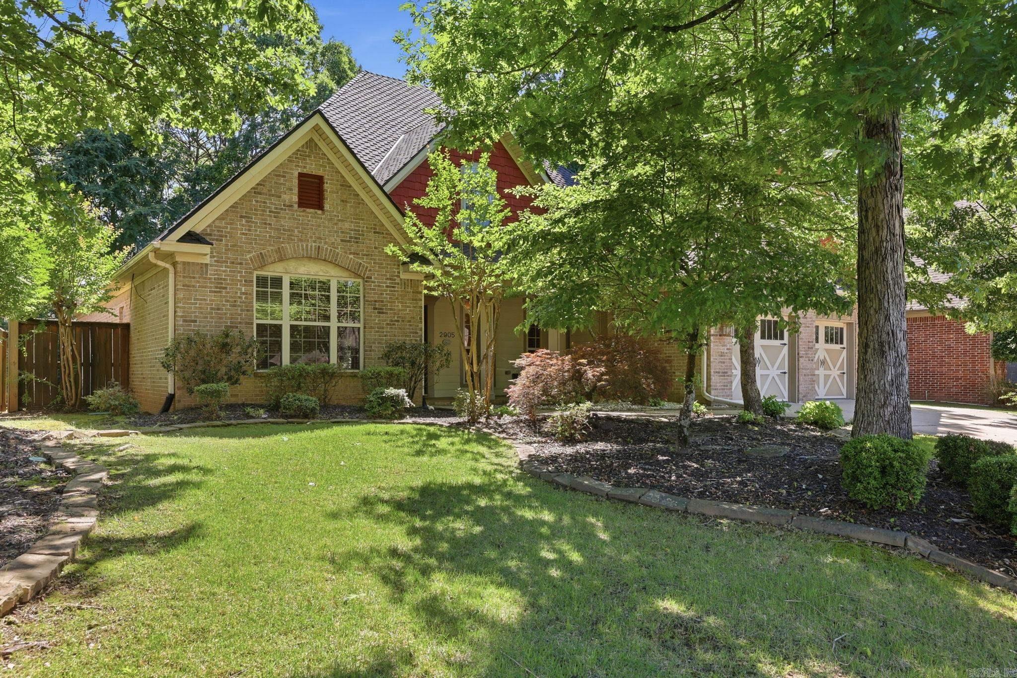 WOODLANDS EDGE - Residential