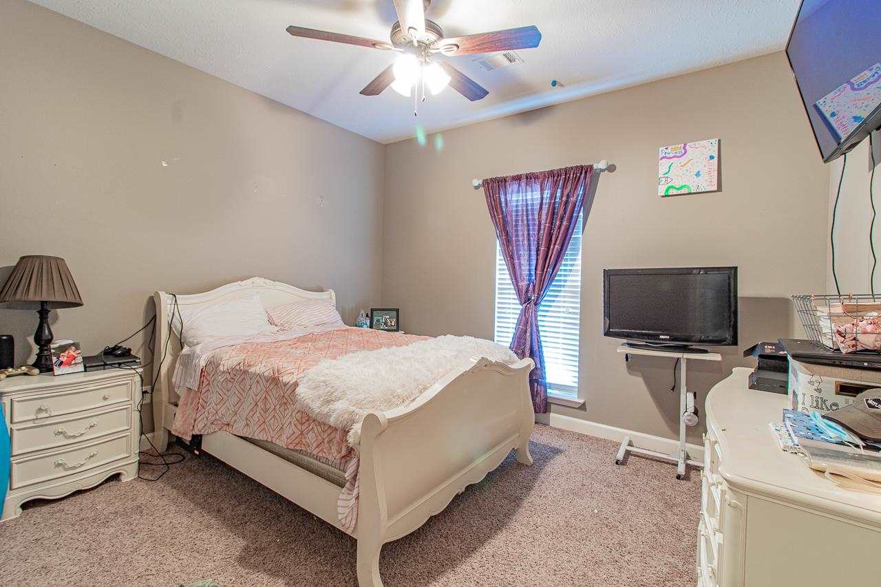 PARKWOOD MEADOWS - Residential