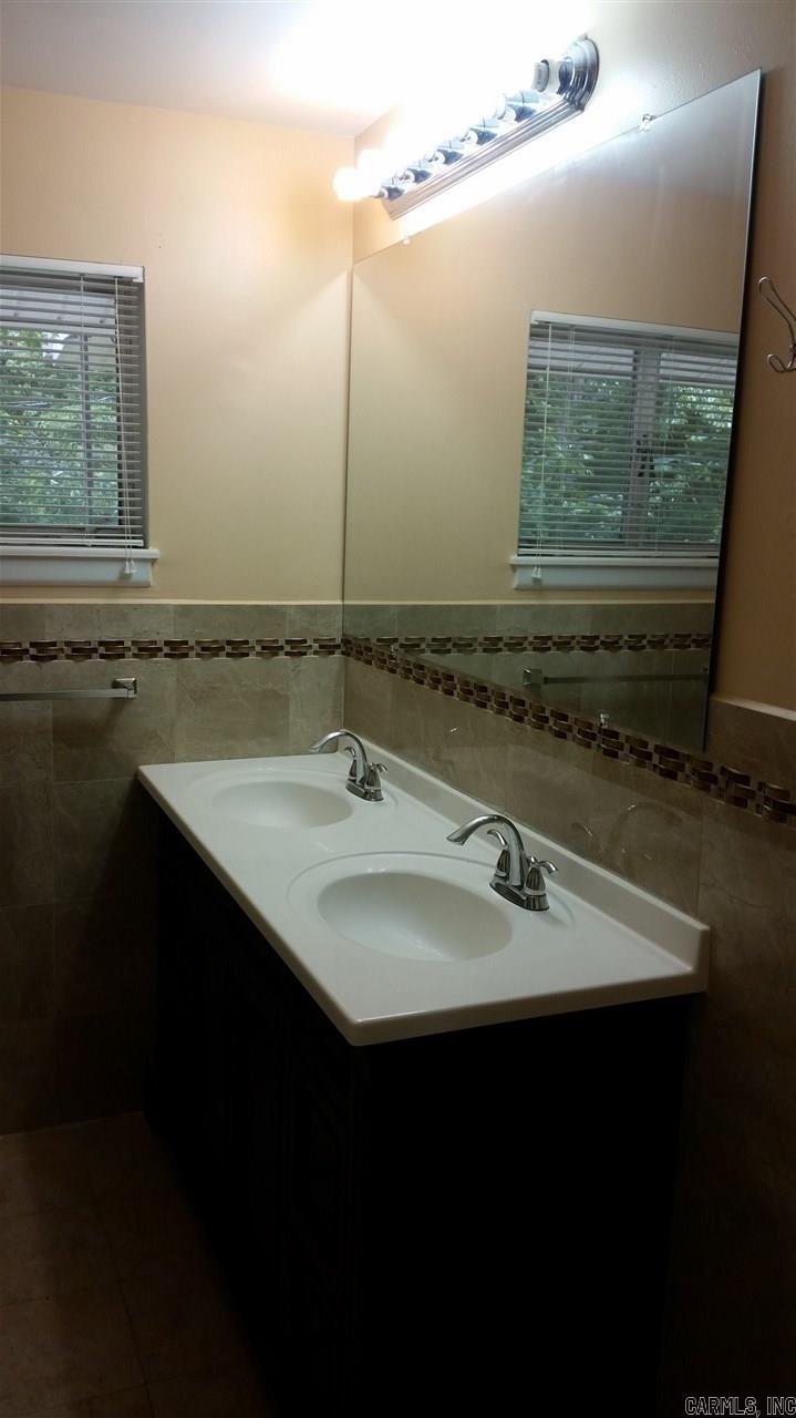 BROADMOOR ADDN - Residential