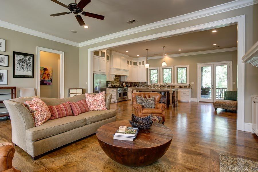 WOODLANDS EDGE - Residential