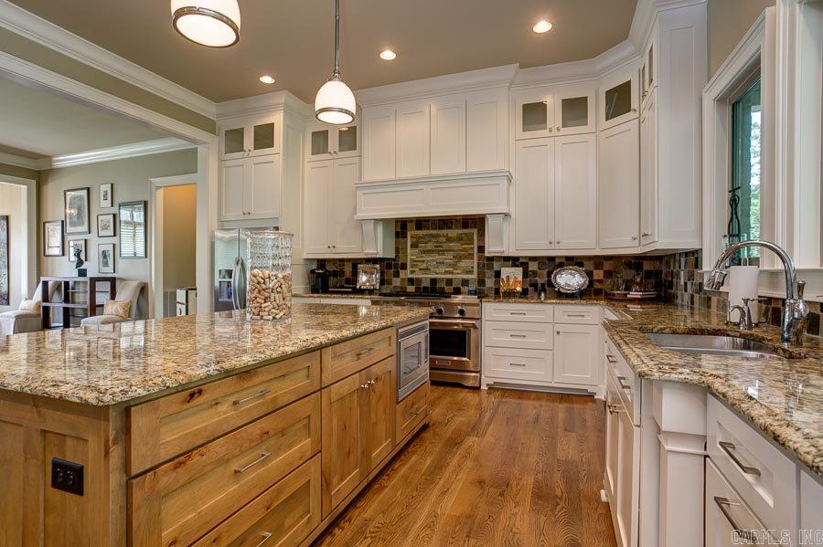 WOODLANDS EDGE - Residential